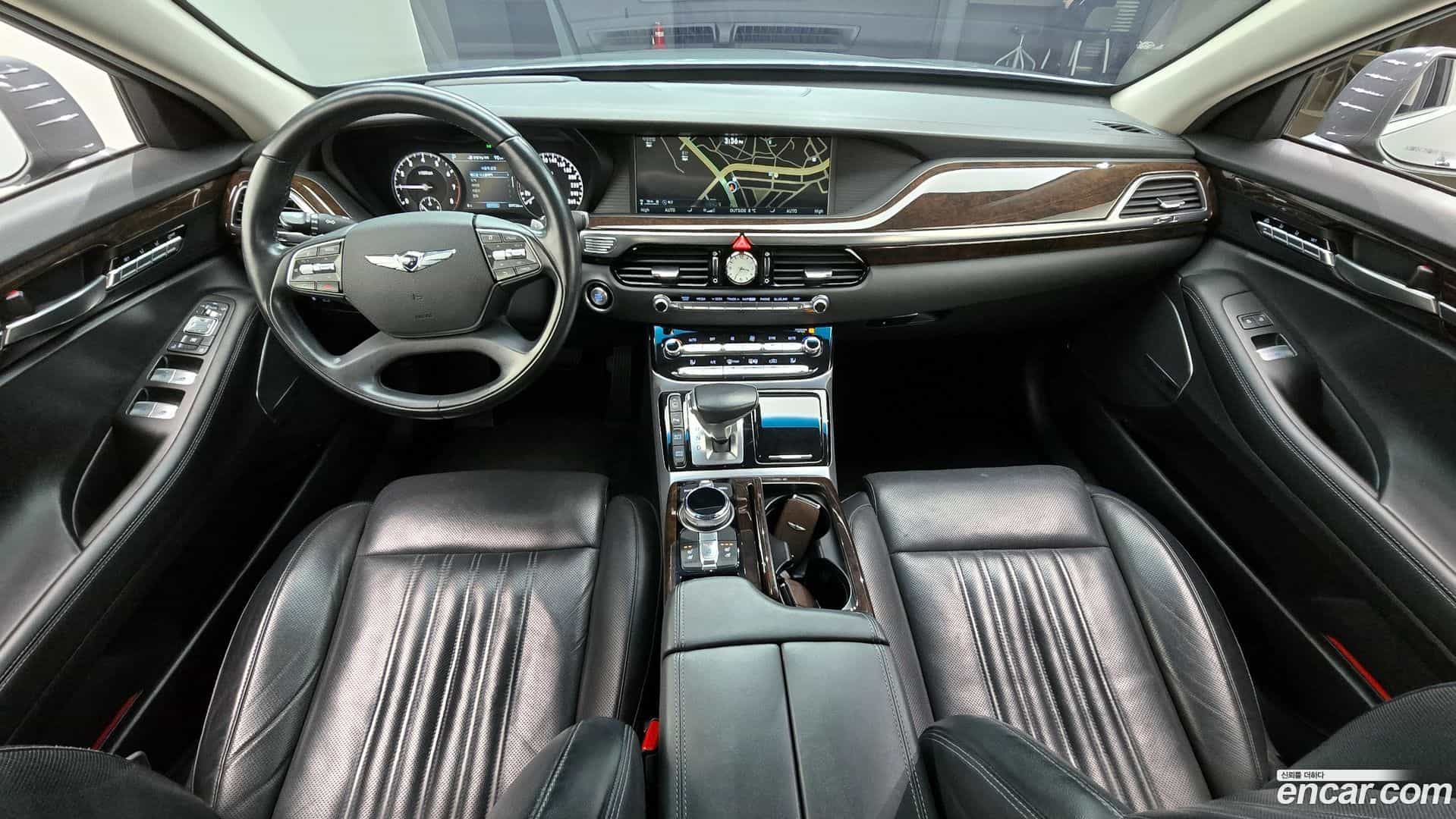 EQ900 Genesis 2016.1-INNER-007