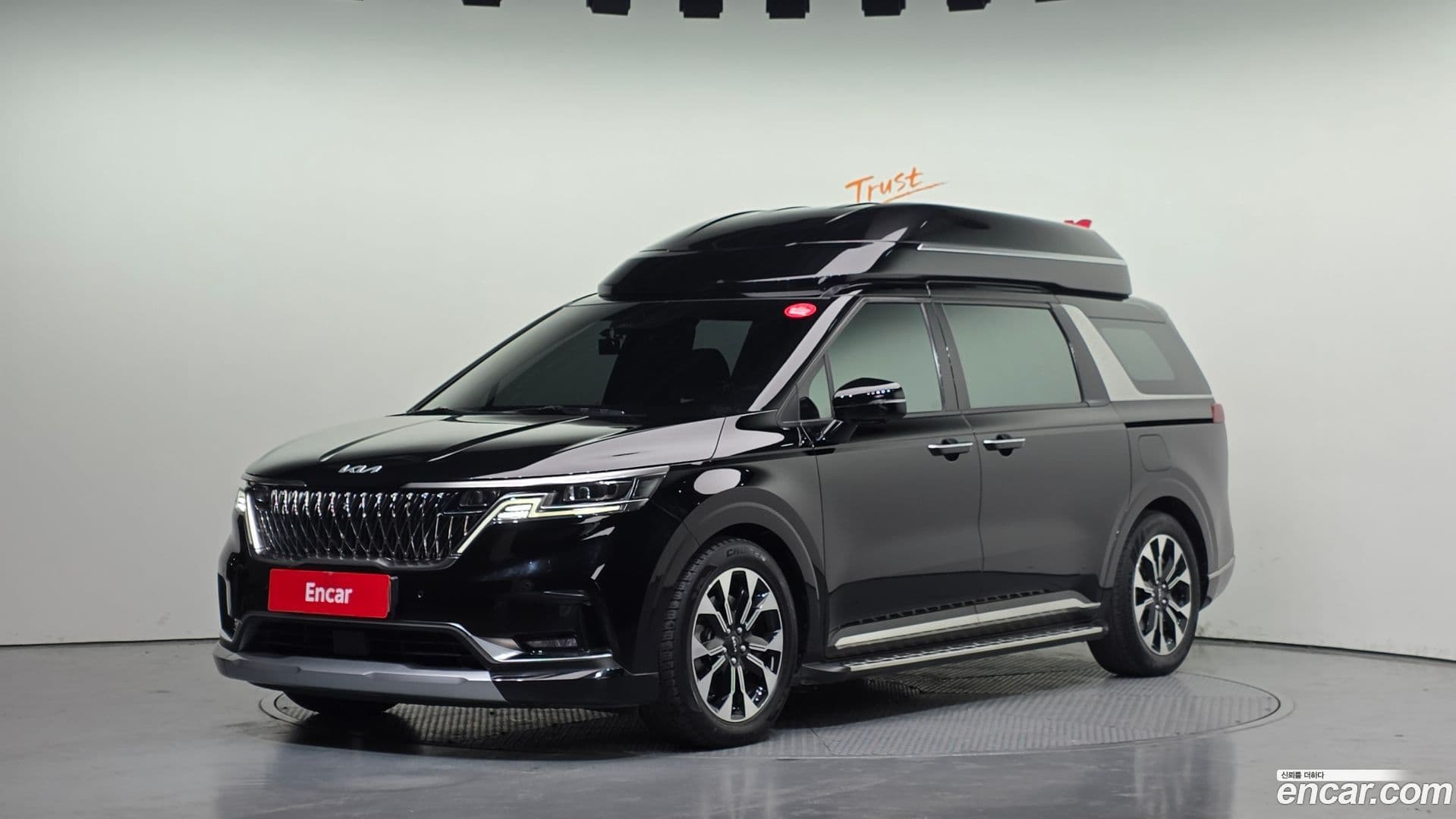 Main__Slider__Photo:Canival Kia 2022.0-0