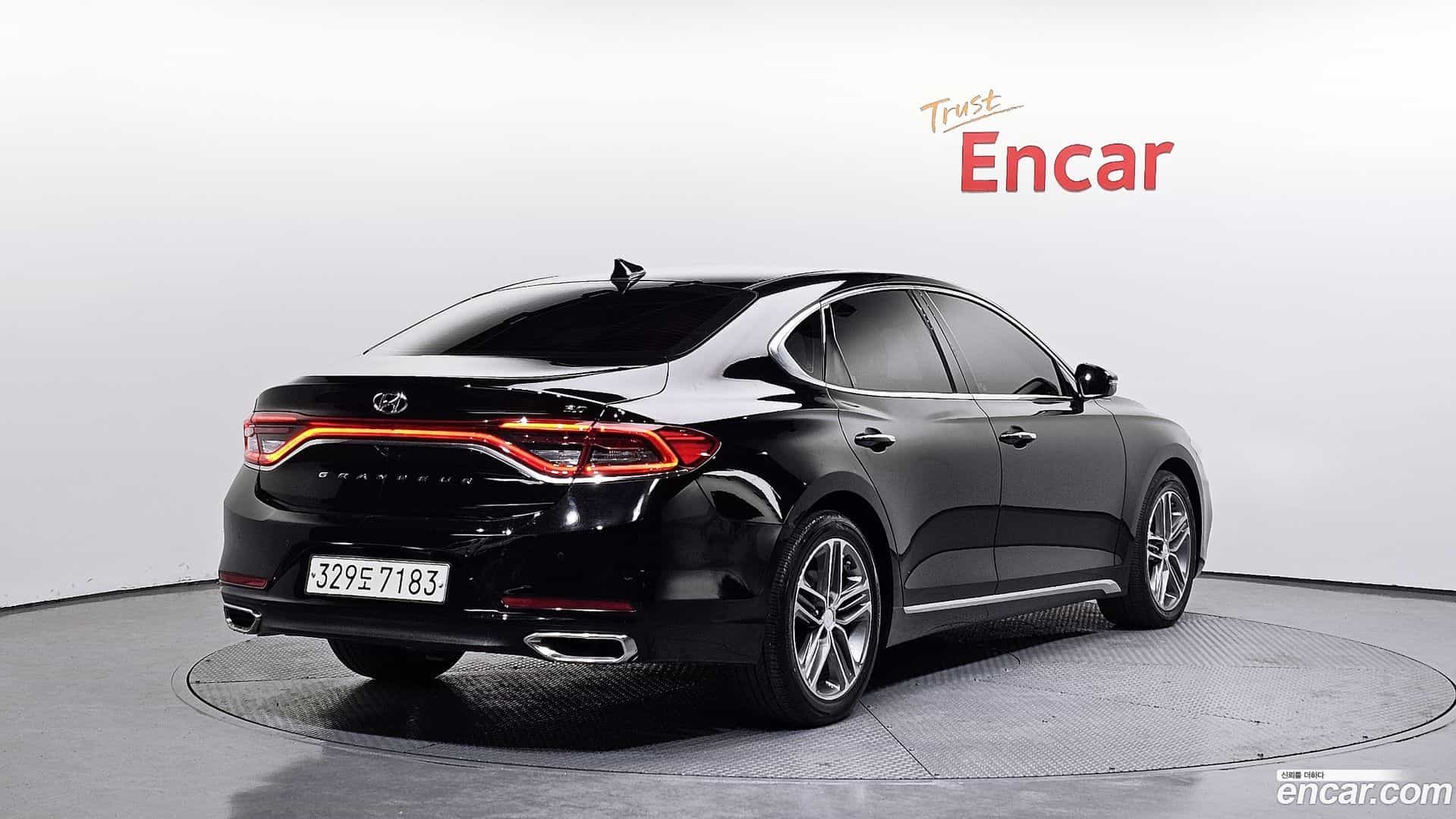 Grandeur Hyundai 2019.0-OUTER-002