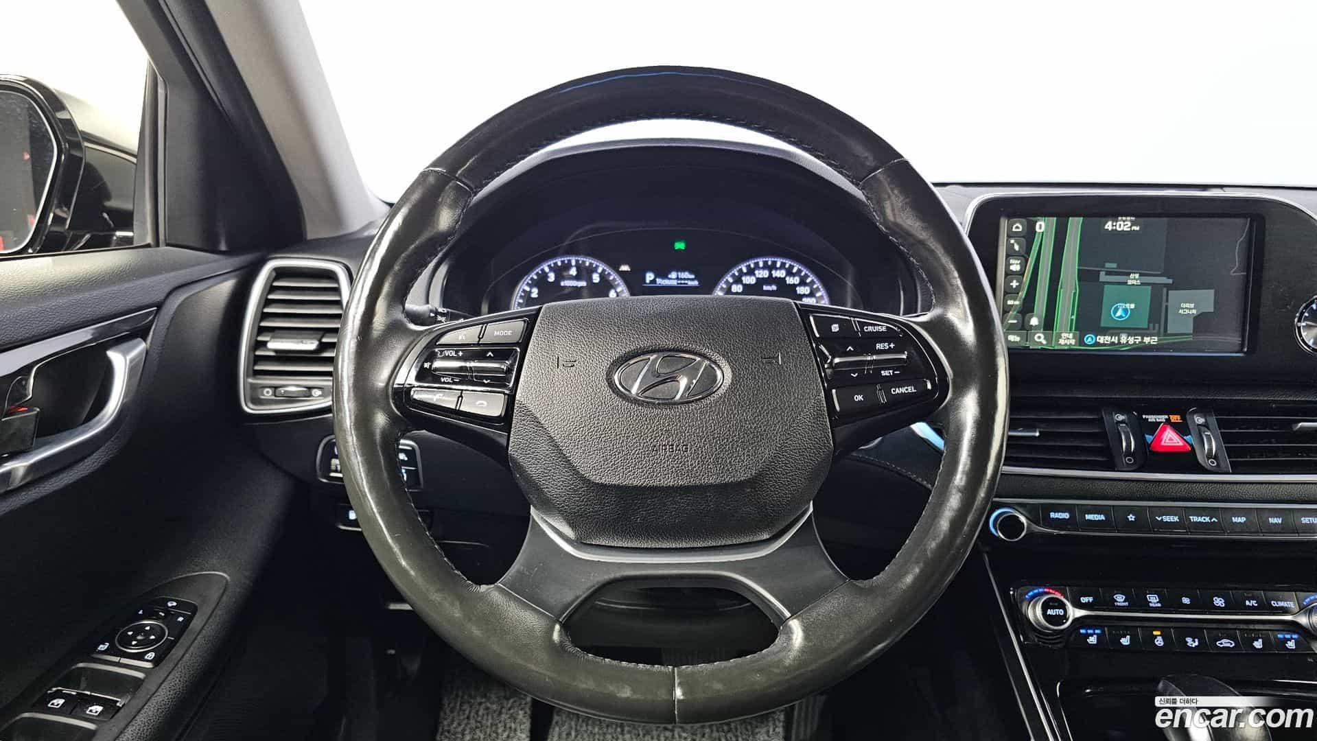 Grandeur Hyundai 2019.0-OPTION-020