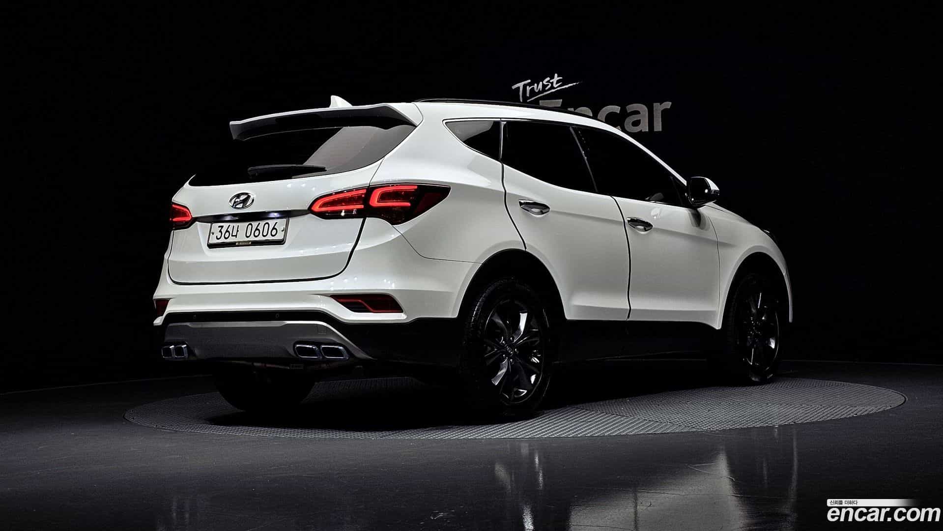 Santafe Hyundai 2016.7-OUTER-002