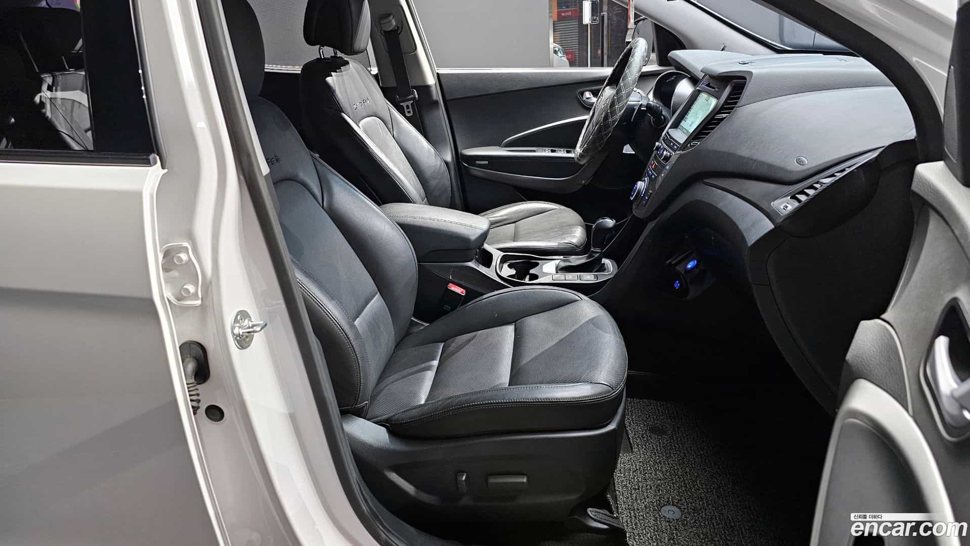 Santafe Hyundai 2016.7-INNER-010