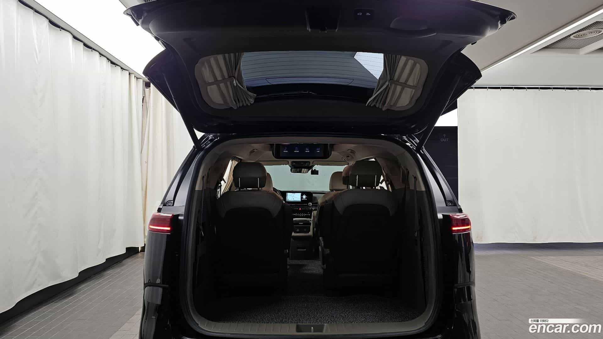 Canival Kia 2022.6-OPTION-024