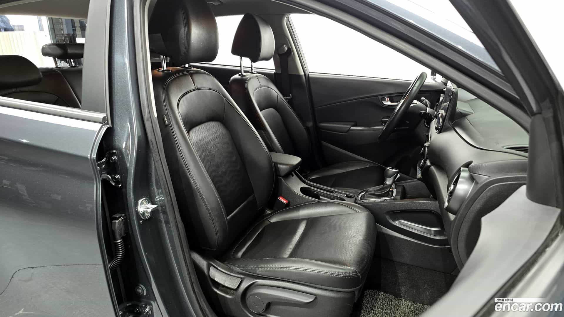 Kona Hyundai 2020.10-INNER-010