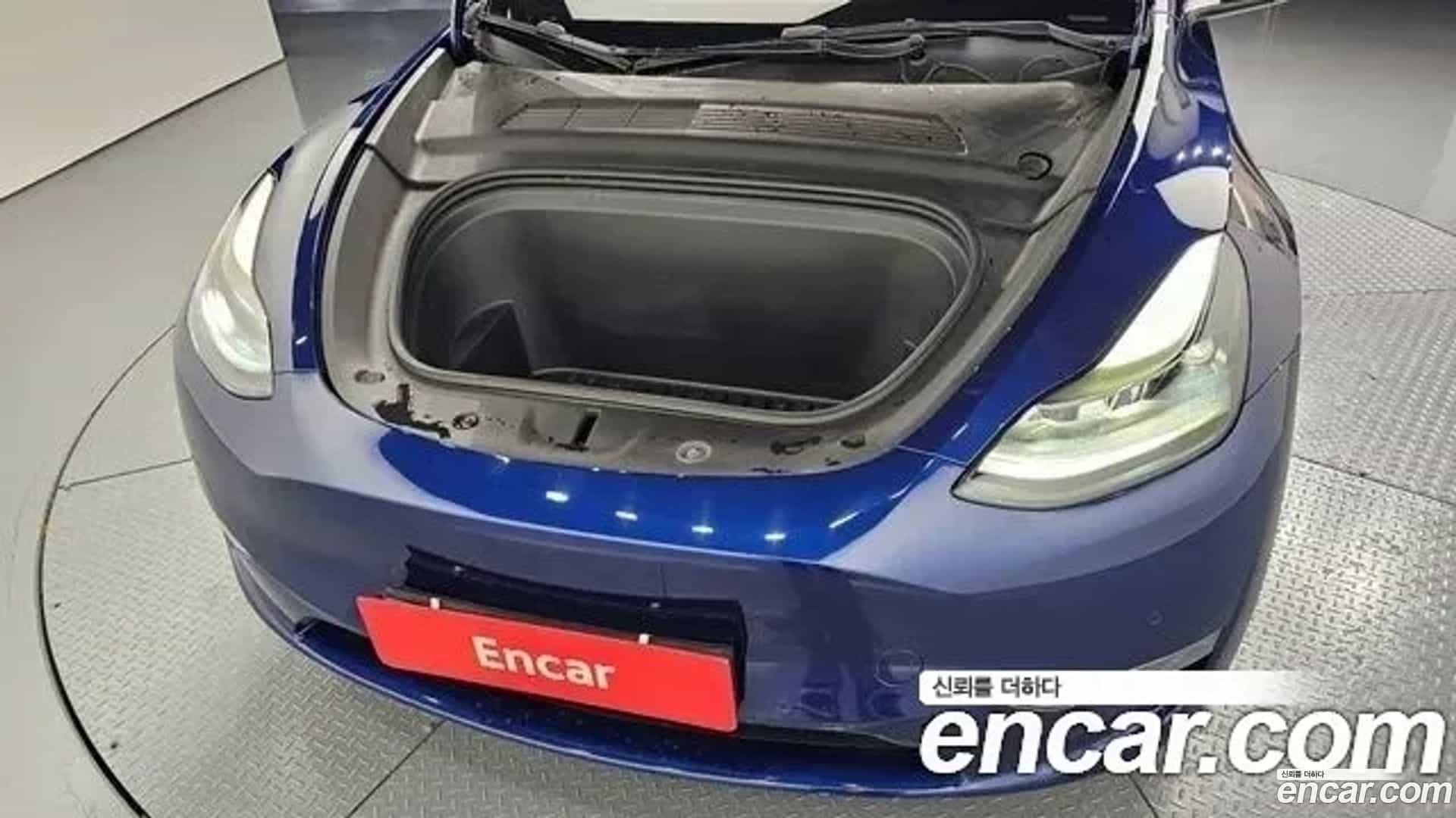 Model Y Tesla 2021.7-INNER-006