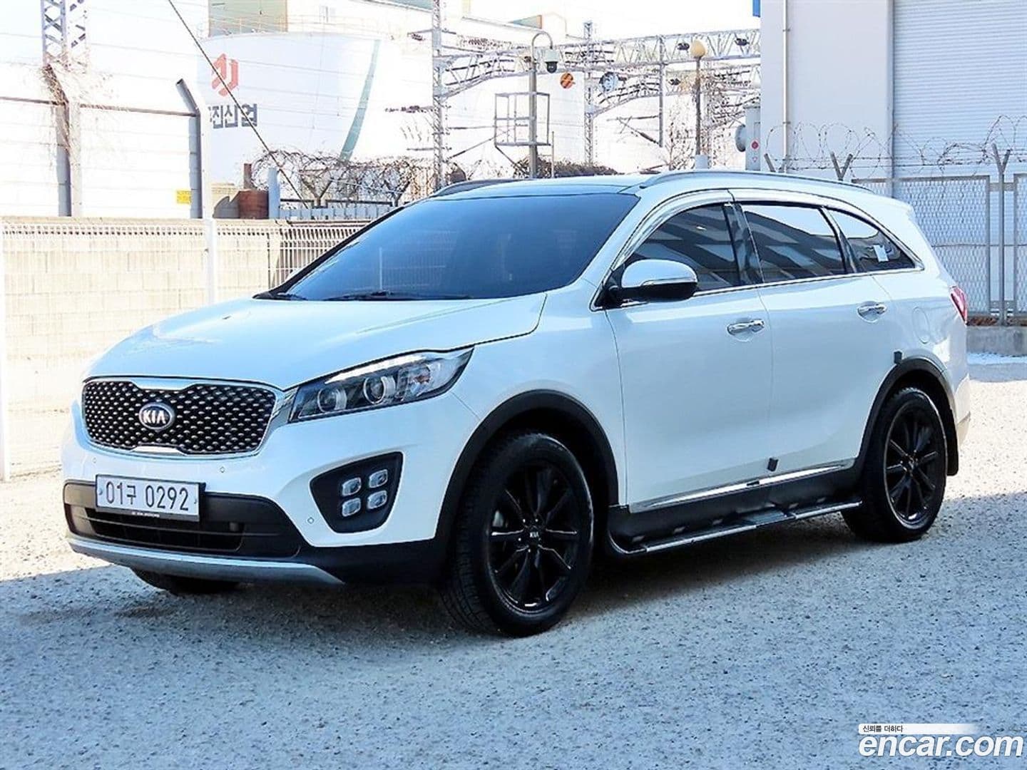 Main__Slider__Photo:Sorento Kia 2016.3-0
