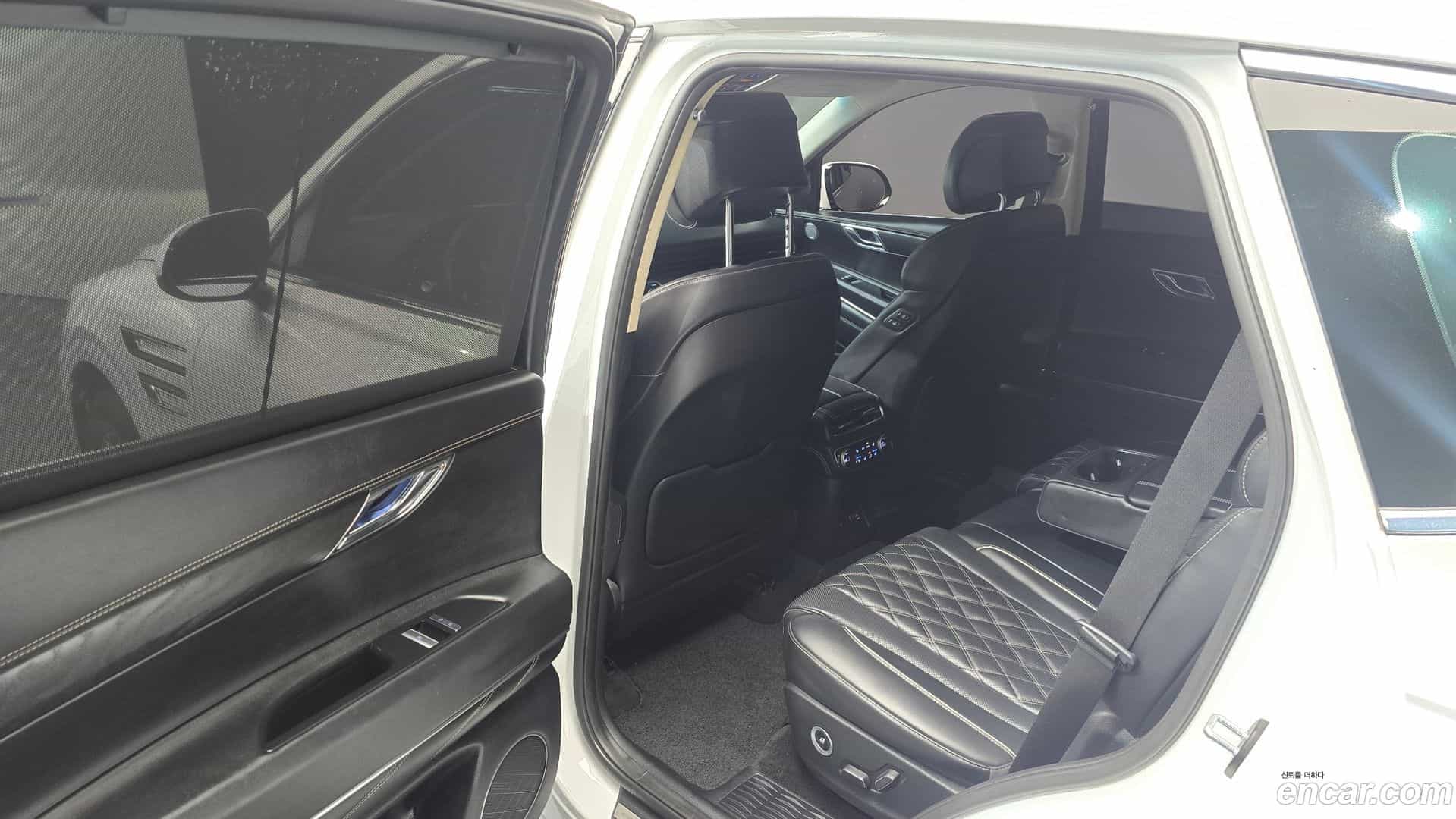 GV80 Genesis 2023.6-OPTION-015