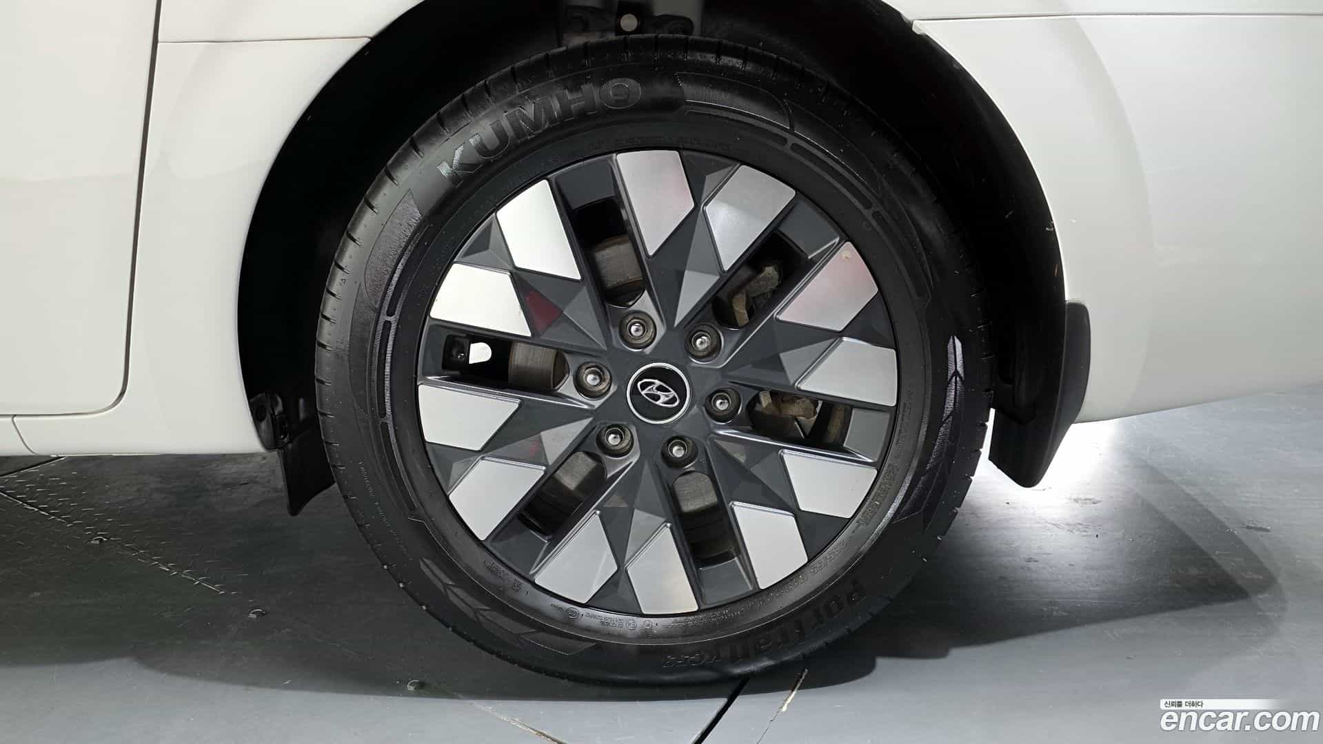 Staria Hyundai 2021.11-OUTER-005