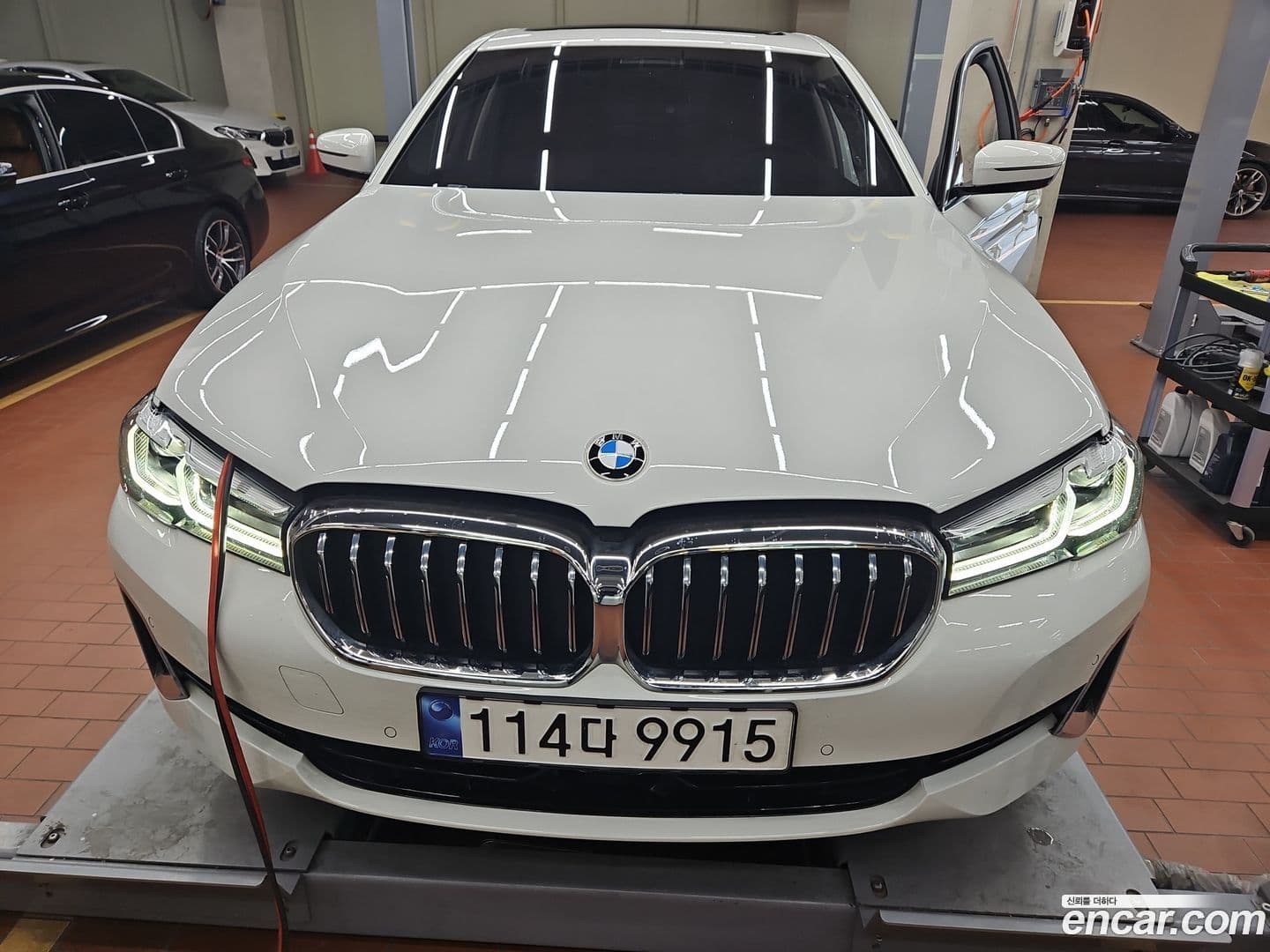 Main__Slider__Photo:5-Series BMW 2023.0-0