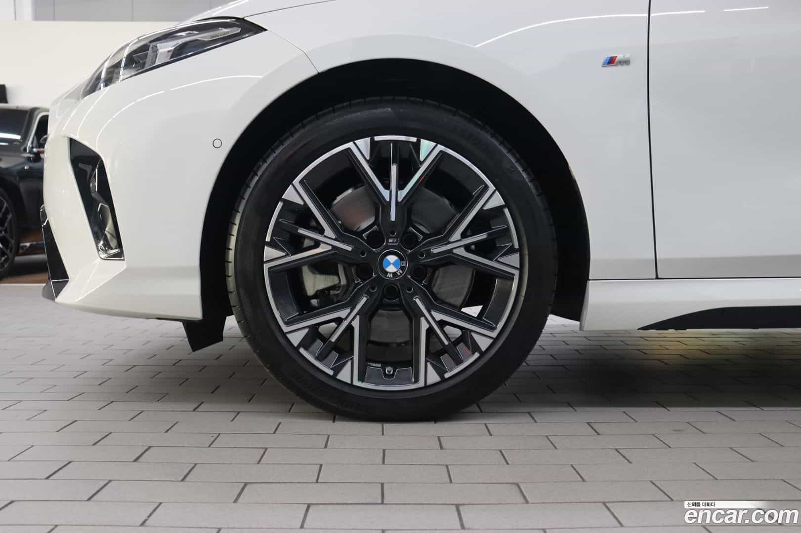 1-Series BMW 2025.7-OUTER-005