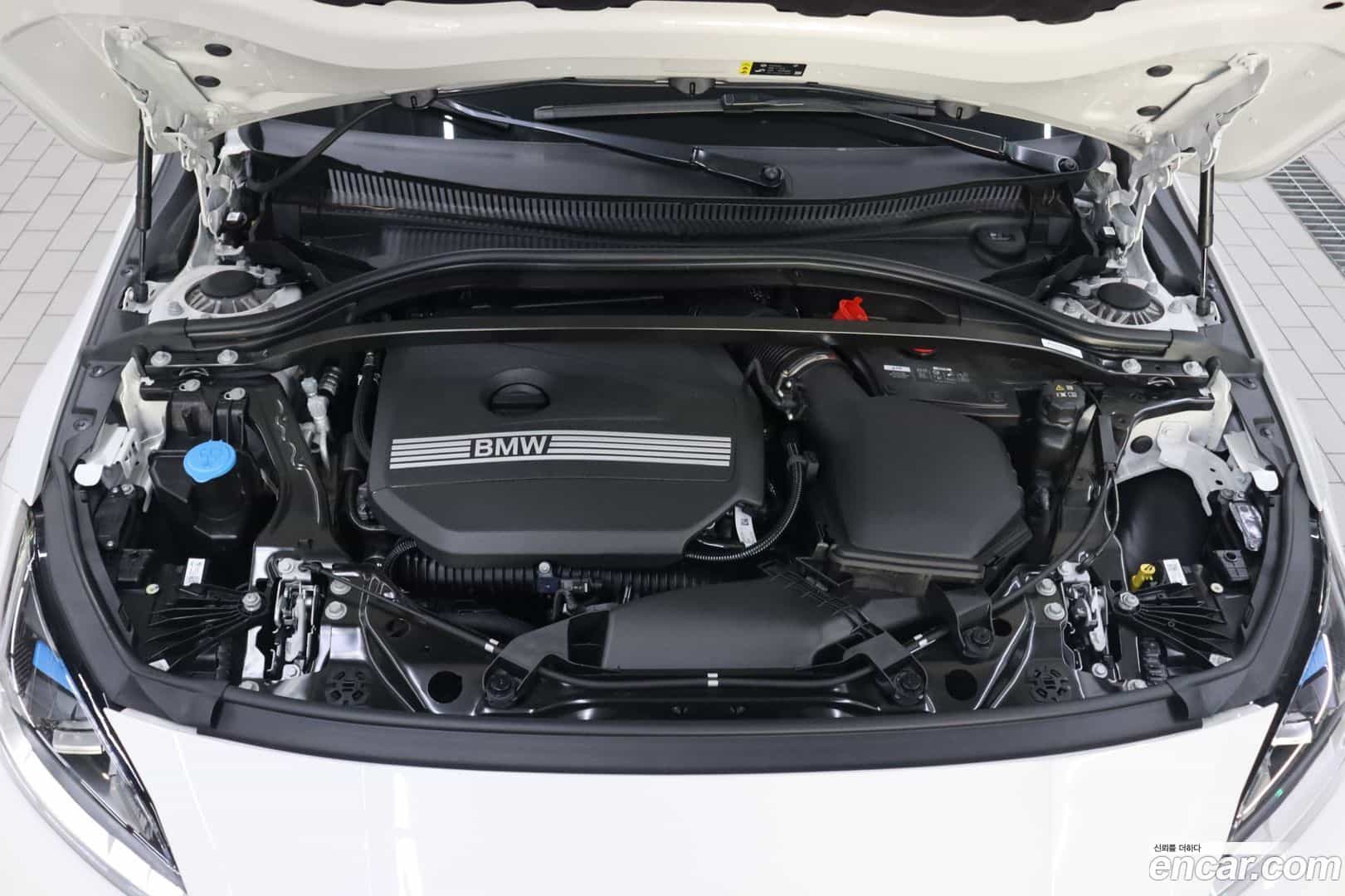1-Series BMW 2025.7-INNER-006