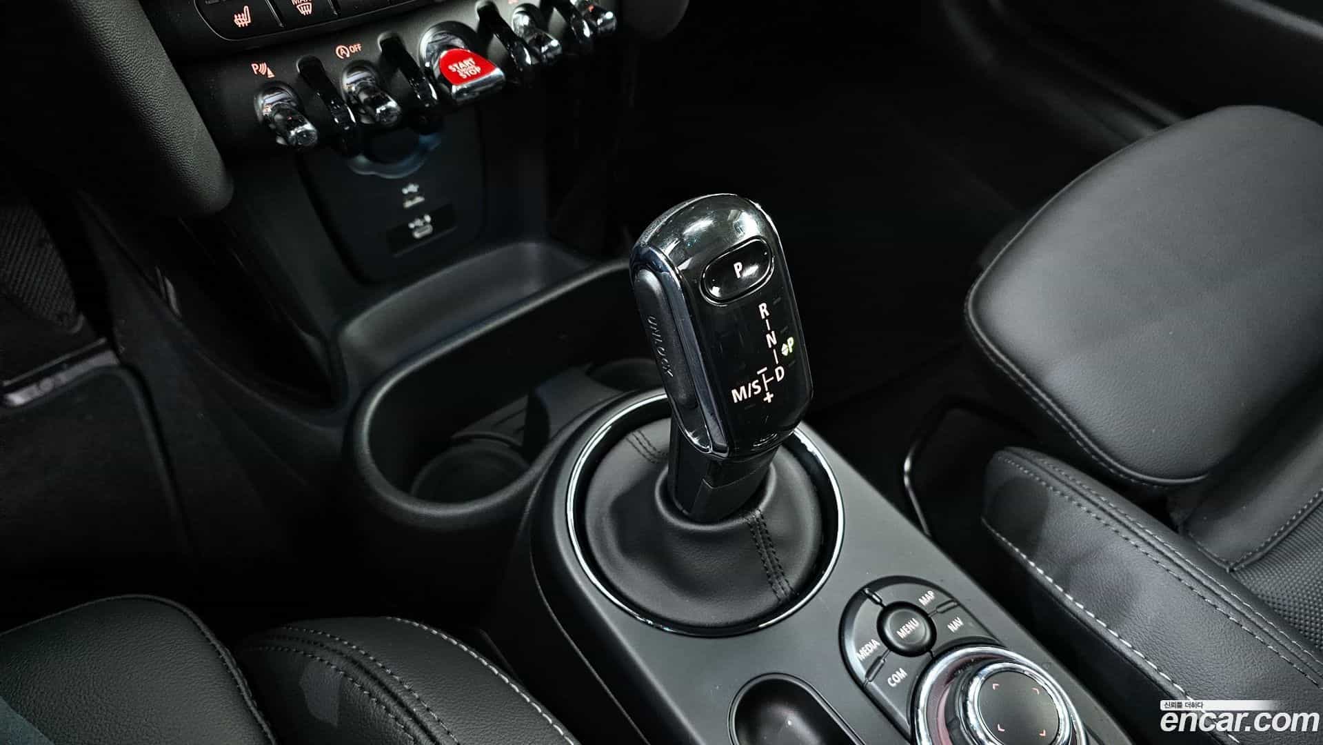Cooper Mini 2022.0-INNER-009