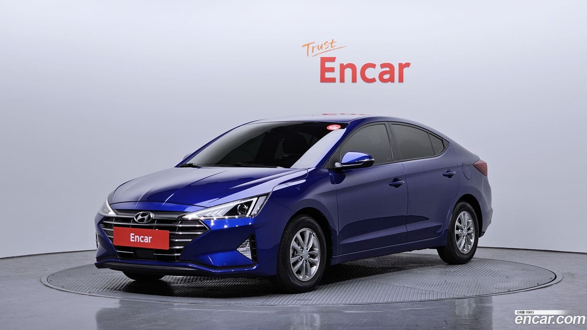 Main__Slider__Photo:AVANTE Hyundai 2019.10-0