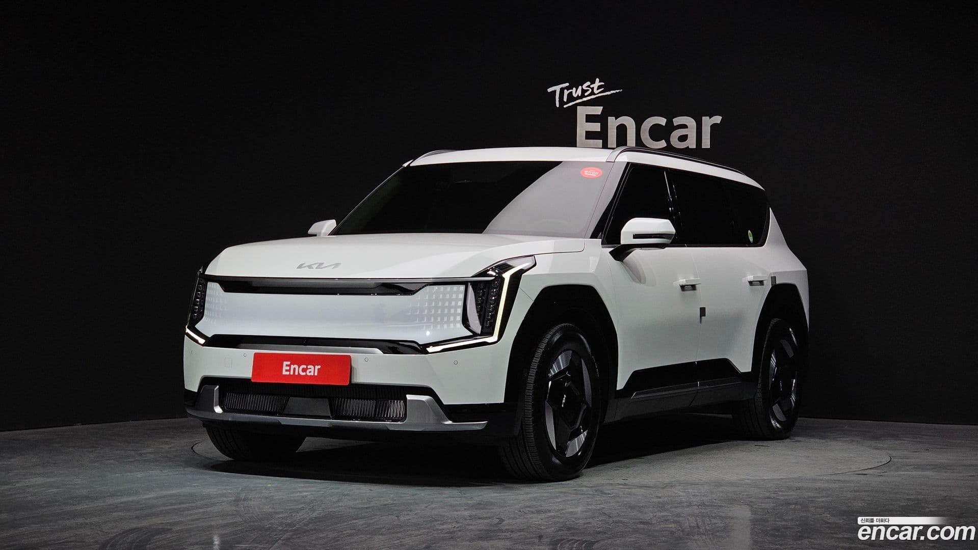 Main__Slider__Photo:EV9 Kia 2023.6-0