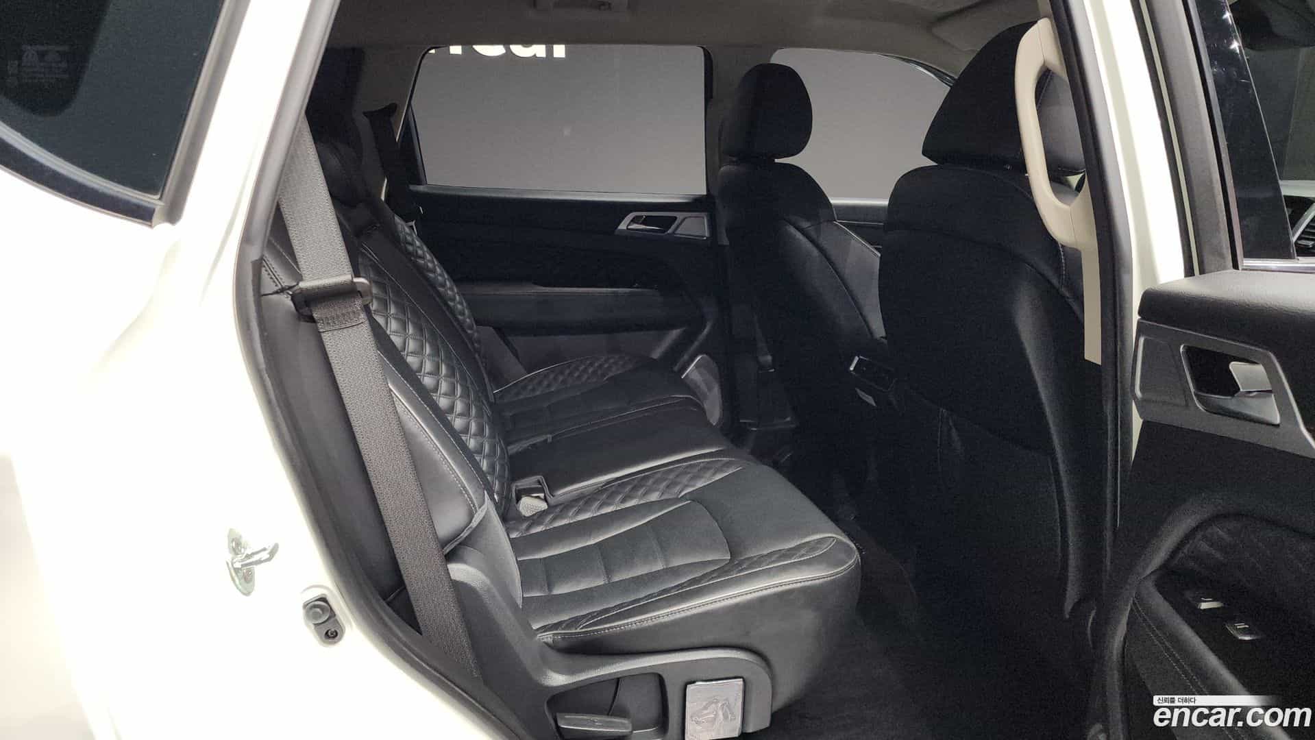 Rexton KG Mobility 2022.9-OPTION-016