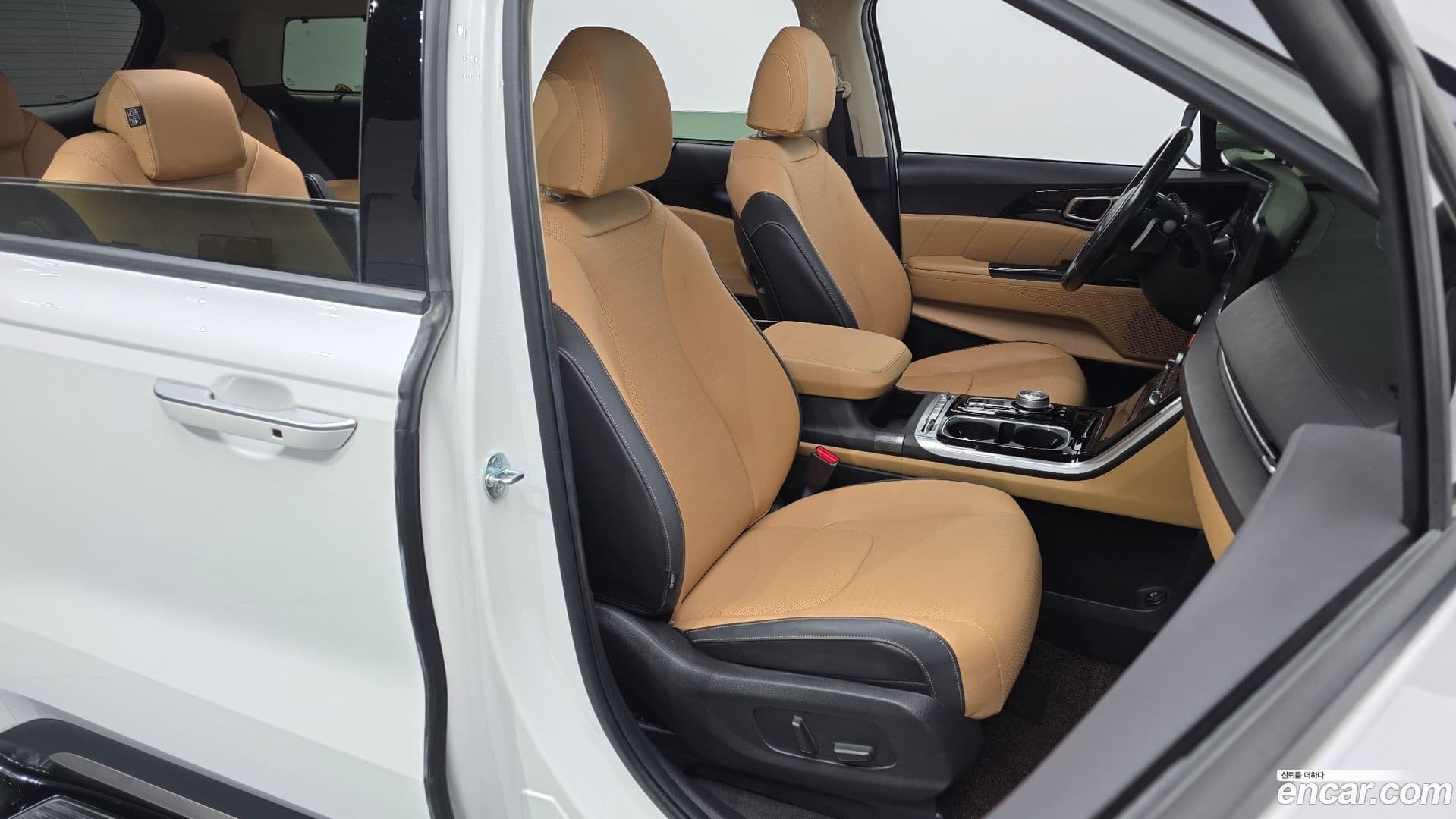 Main__Slider__Photo:Canival Kia 2022.11-9