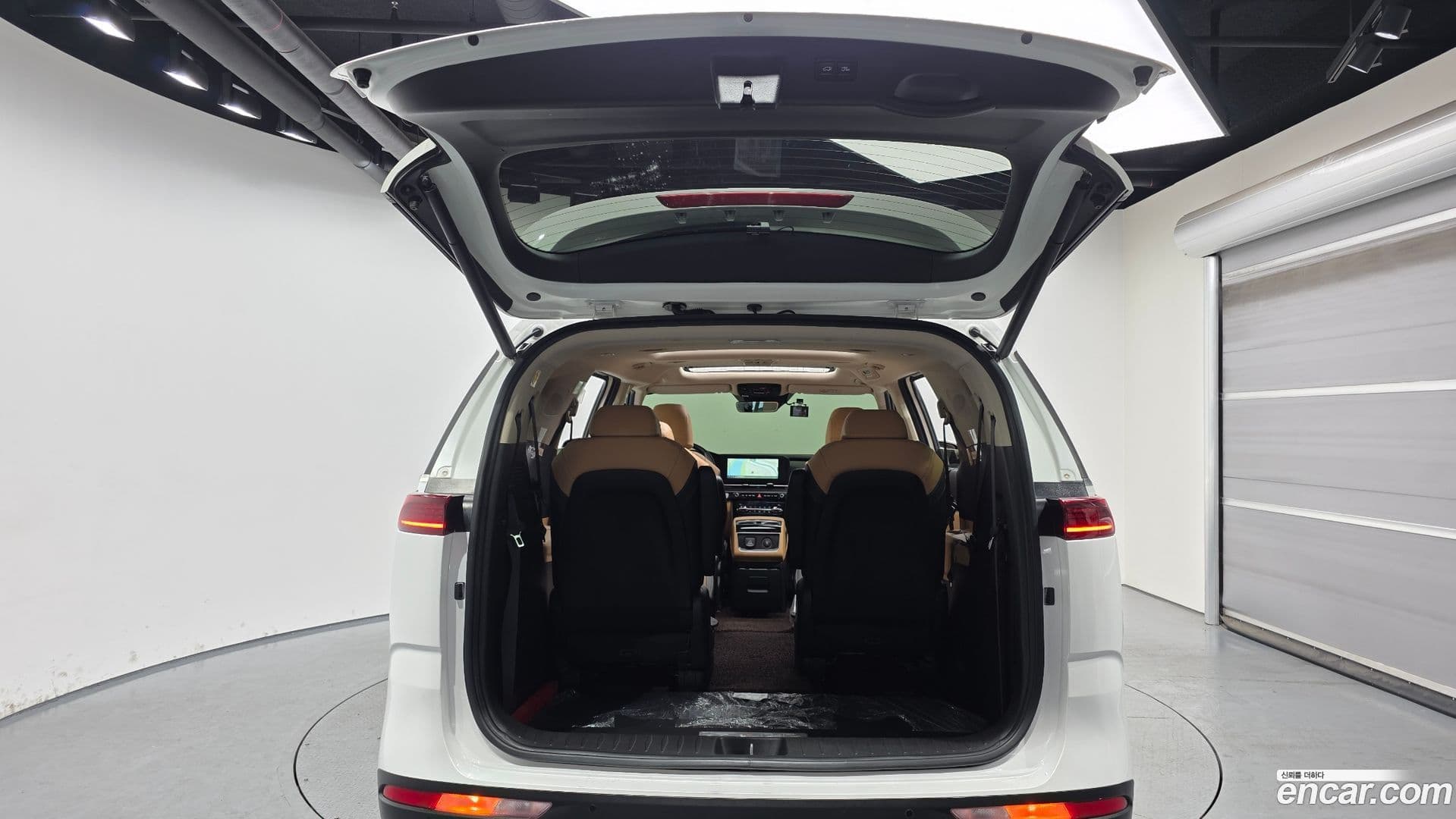 Main__Slider__Photo:Canival Kia 2022.11-19