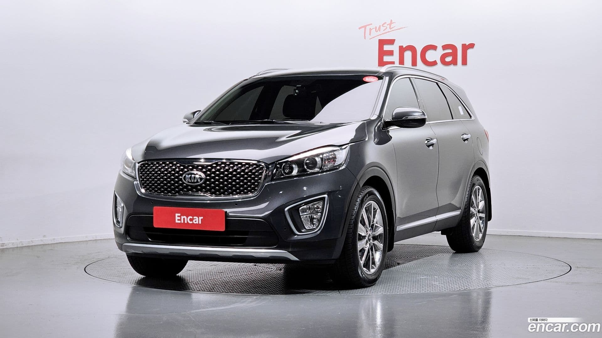Main__Slider__Photo:Sorento Kia 2015.3-0