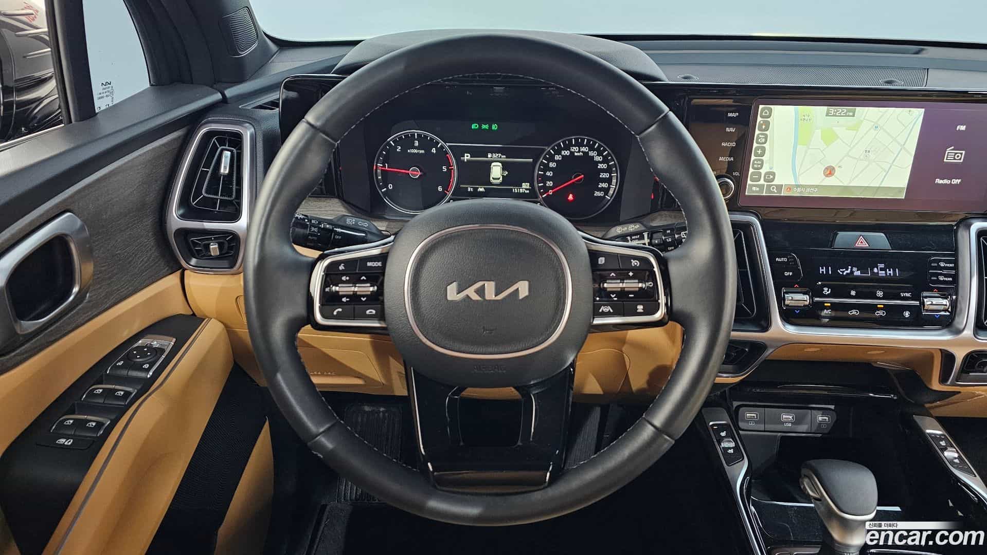 Sorento Kia 2023.3-OPTION-017