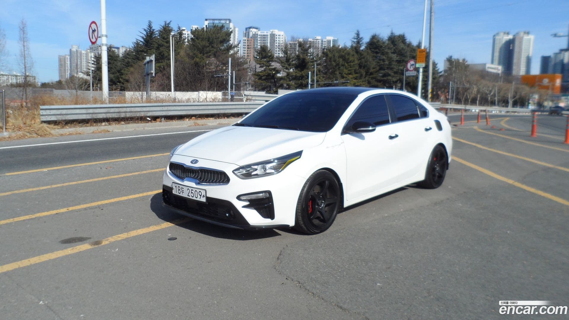 Main__Slider__Photo:K3 Kia 2018.3-0