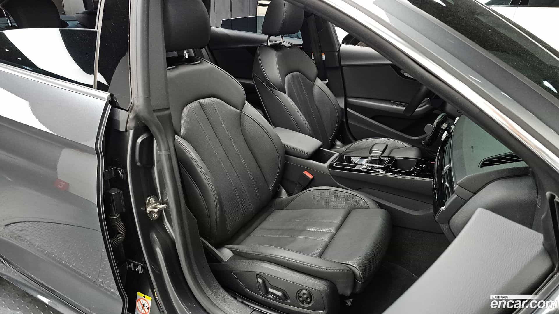 A5 Audi 2022.3-INNER-010