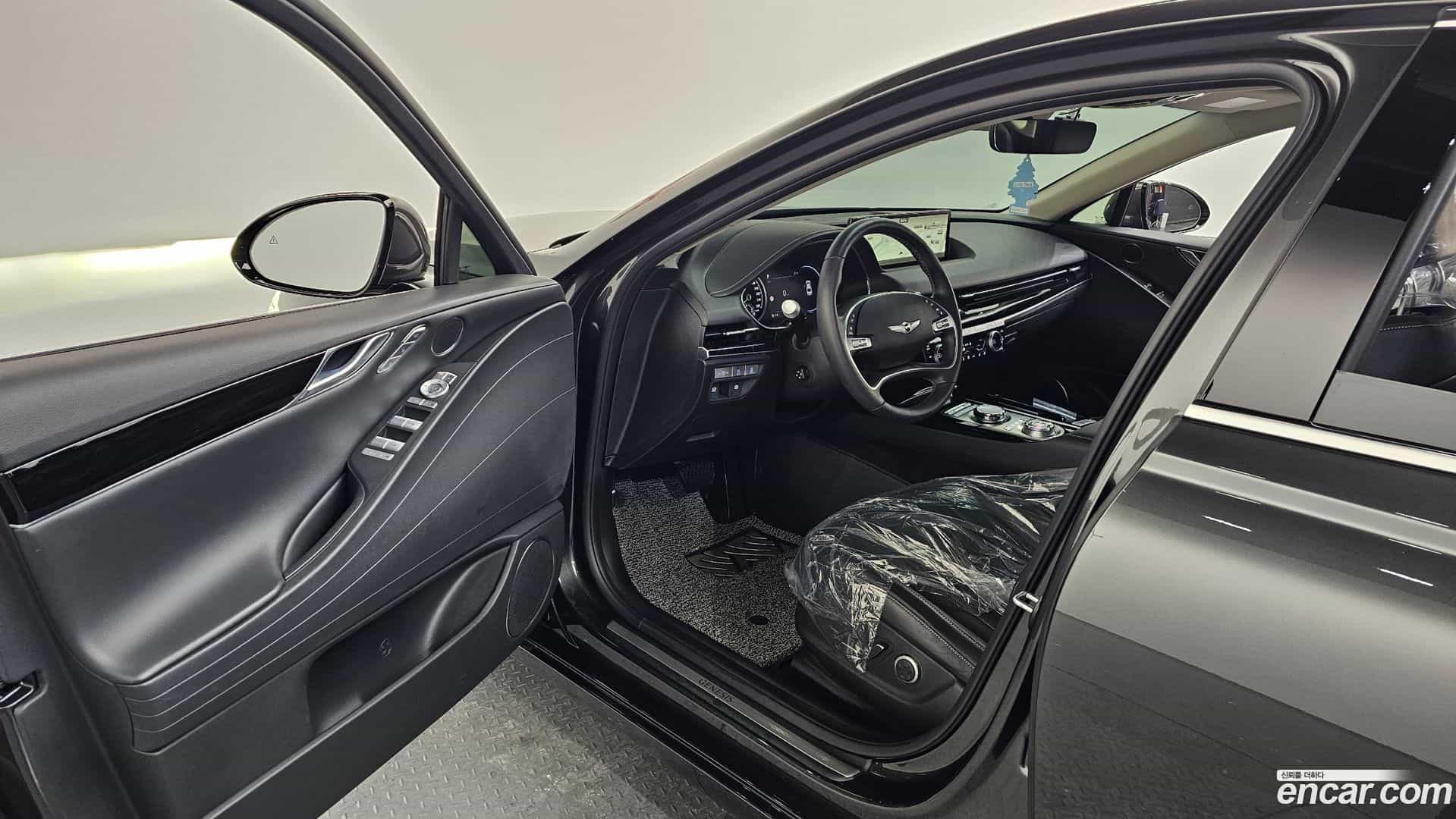 G80 Genesis 2024.0-INNER-010