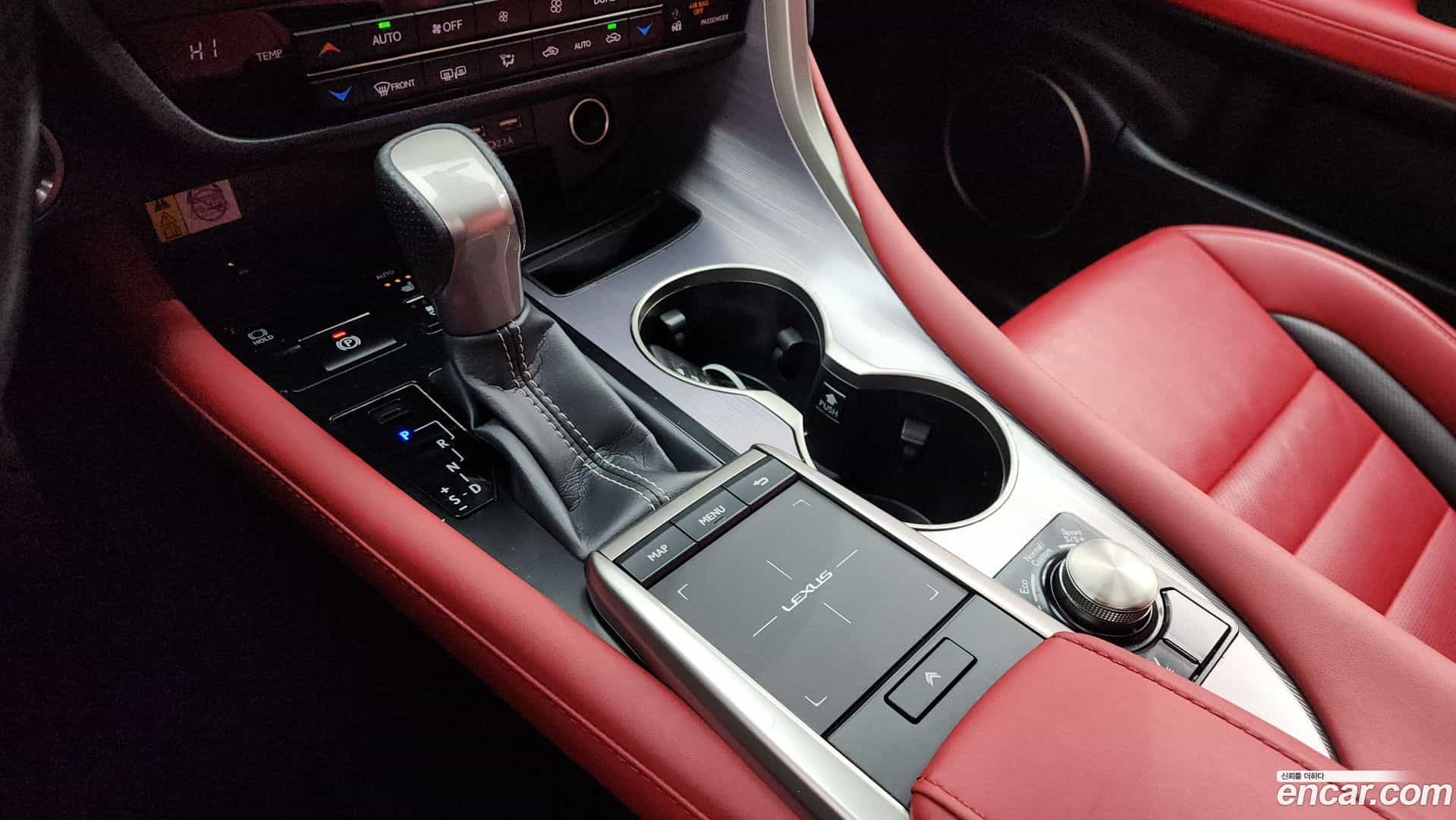 RX Lexus 2021.0-INNER-009