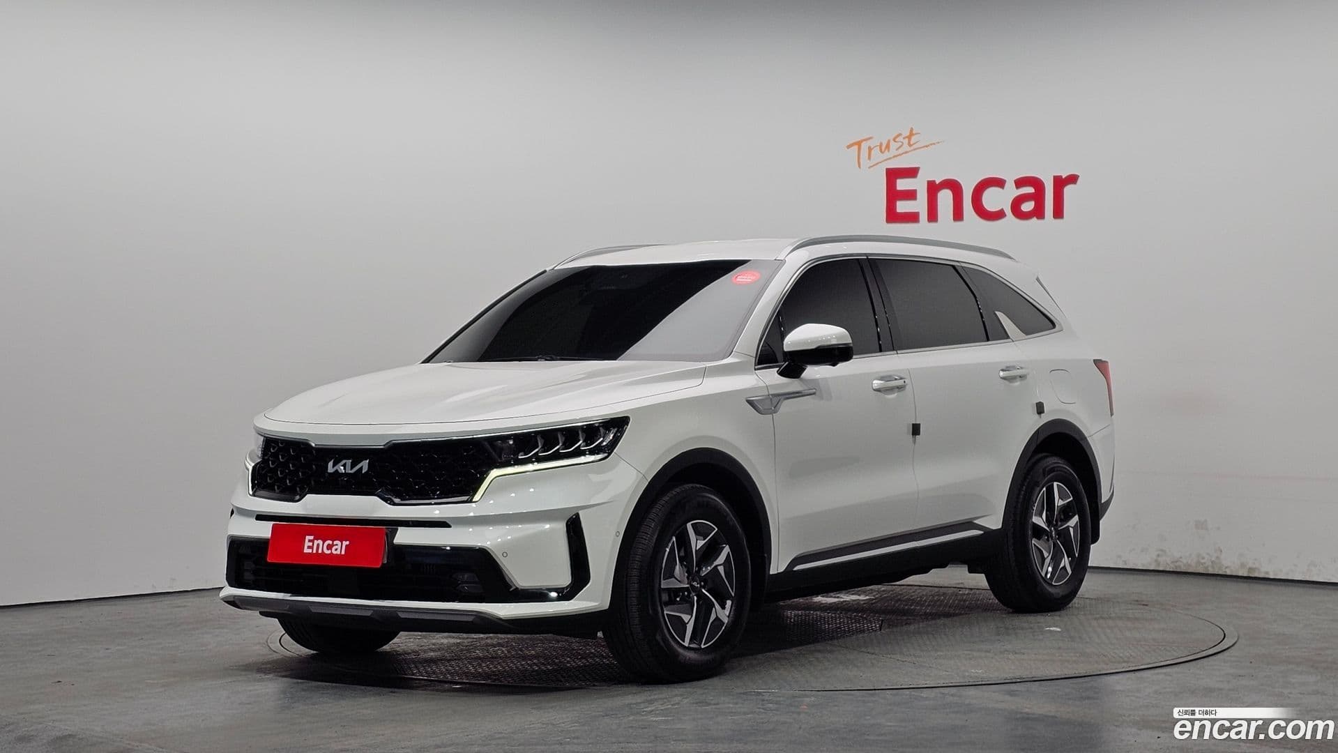 Main__Slider__Photo:Sorento Kia 2023.5-0
