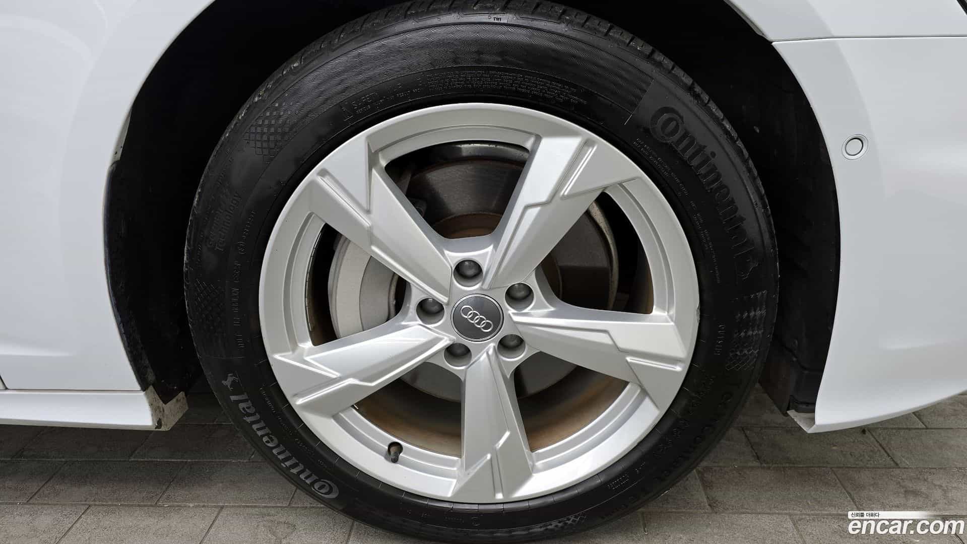 A6 Audi 2020.11-OUTER-005