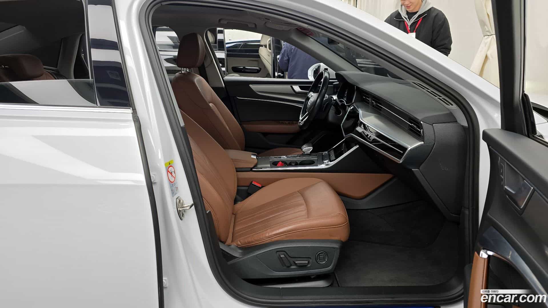A6 Audi 2020.11-OPTION-015