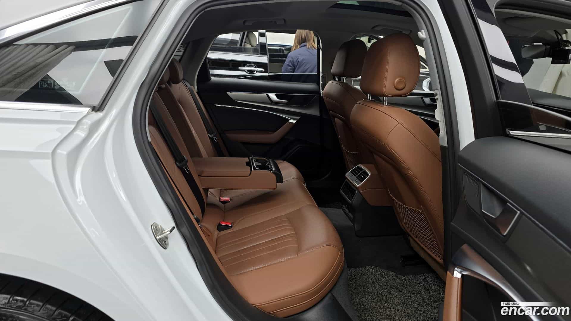 A6 Audi 2020.11-OPTION-016