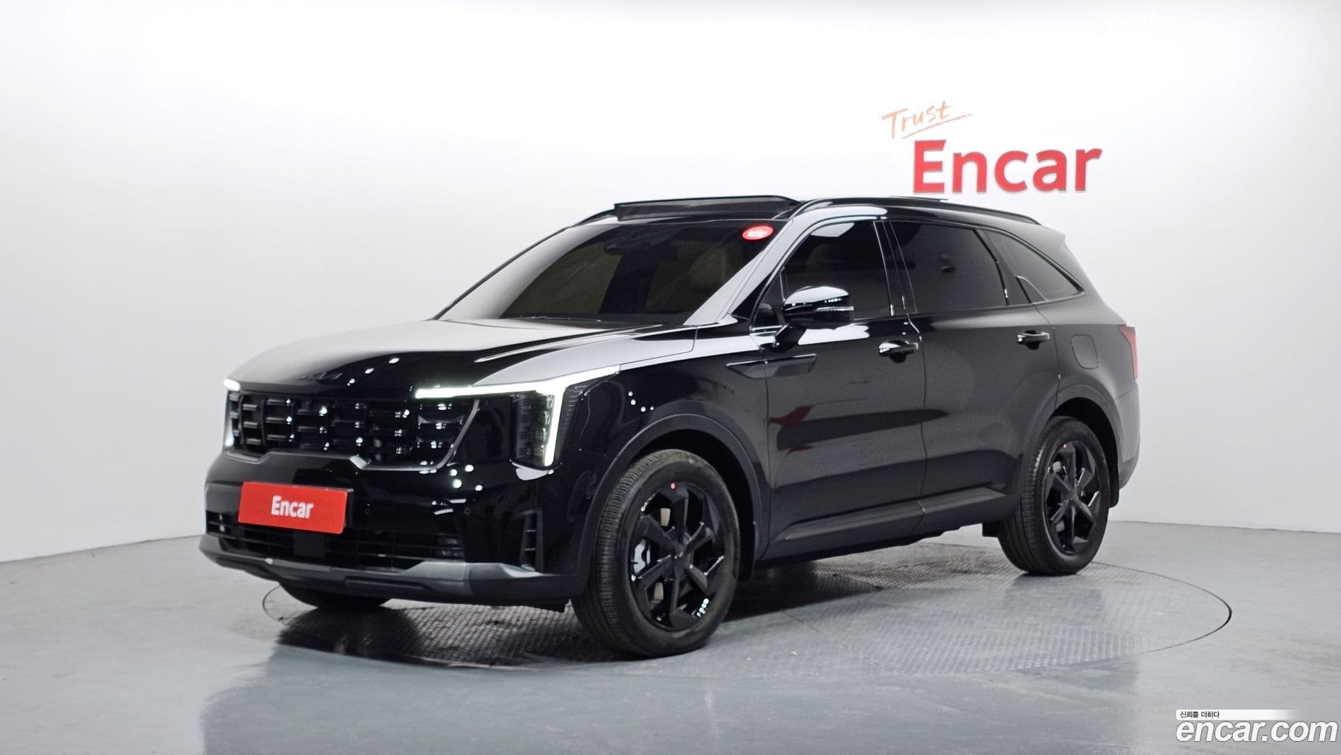 Main__Slider__Photo:Sorento Kia 2025.9-0