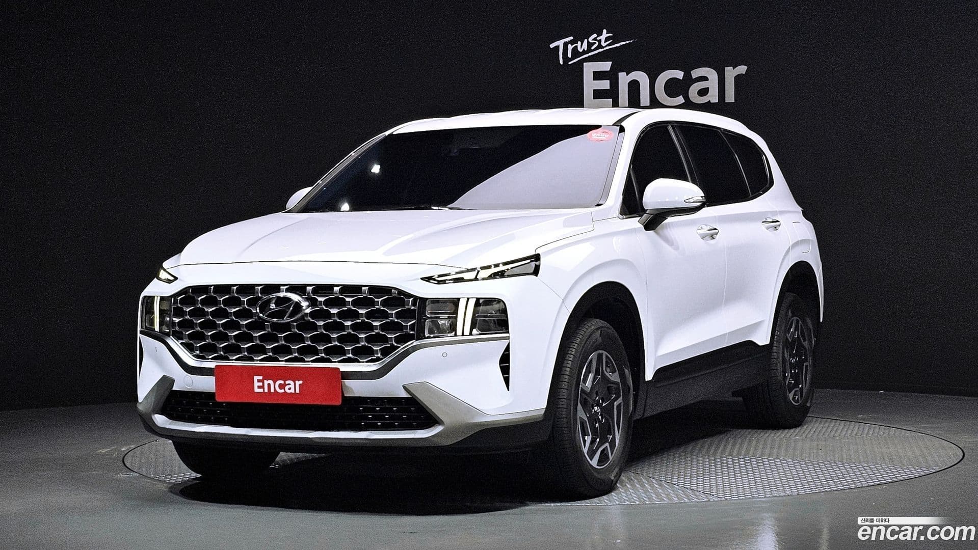 Main__Slider__Photo:Santafe Hyundai 2021.6-0