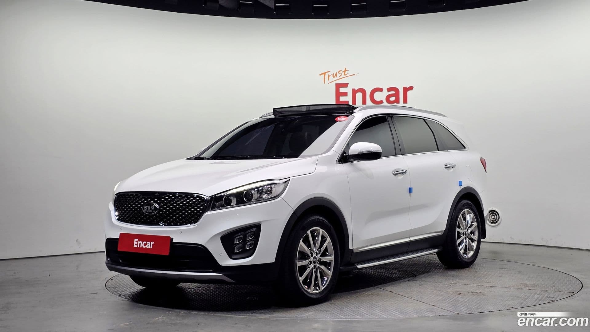 Main__Slider__Photo:Sorento Kia 2015.8-0