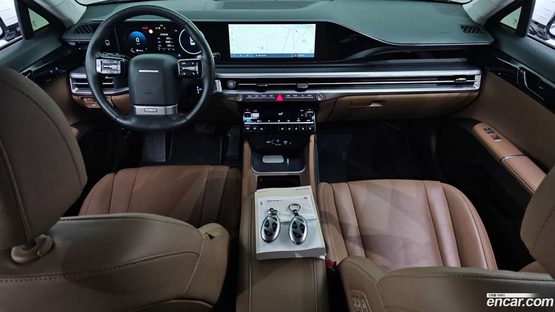 Grandeur Hyundai 2023.2-INNER-007