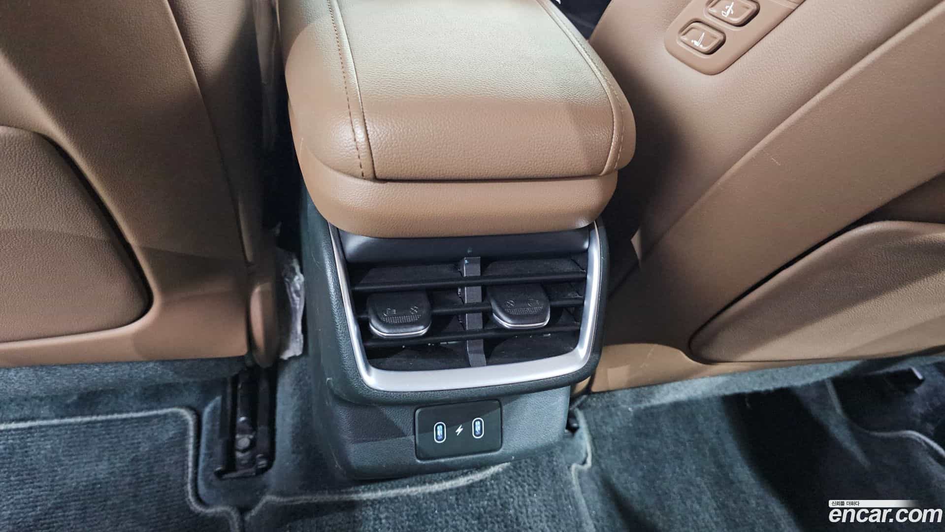 Grandeur Hyundai 2023.2-OPTION-024