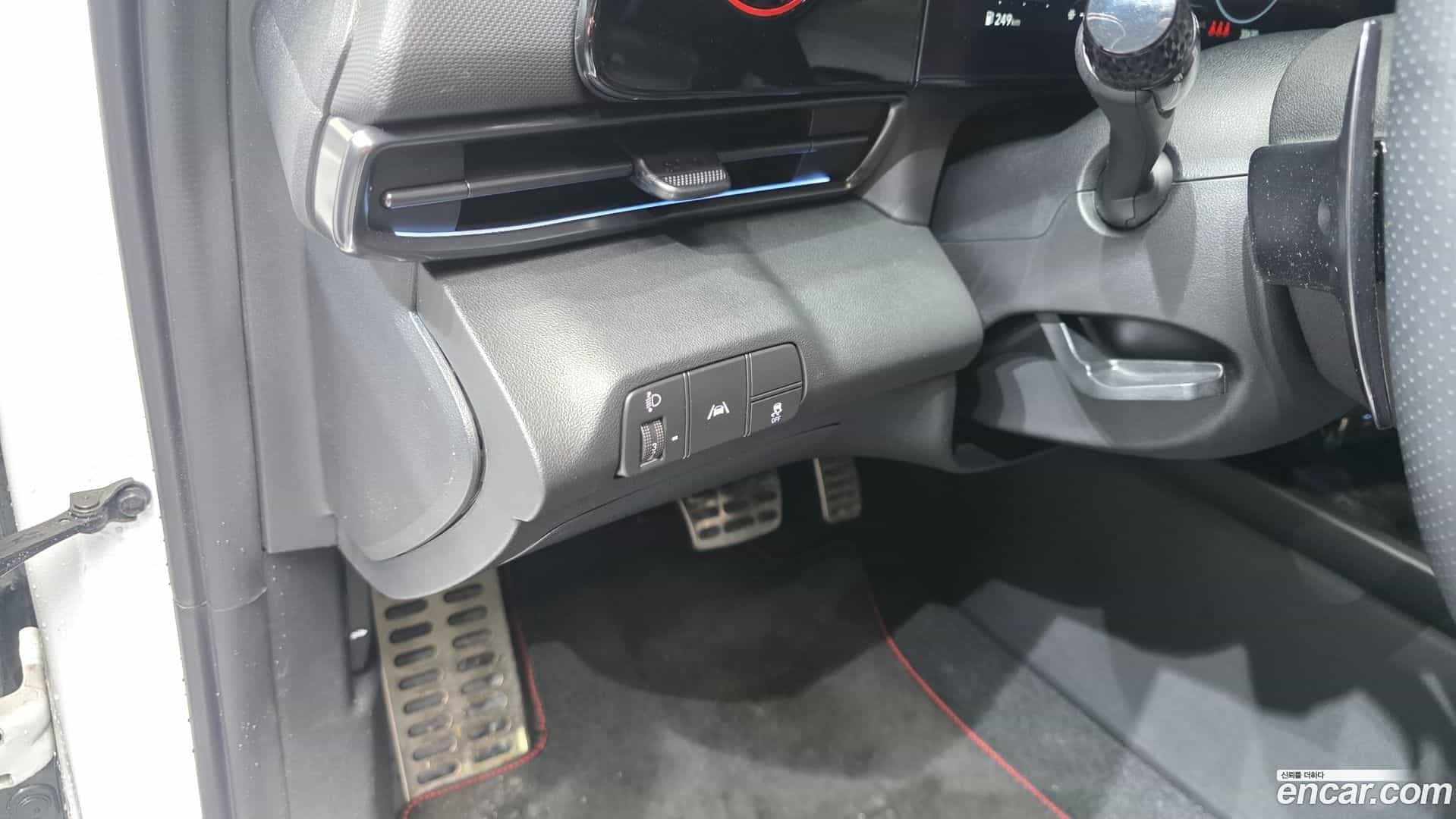 AVANTE Hyundai 2023.0-OPTION-019