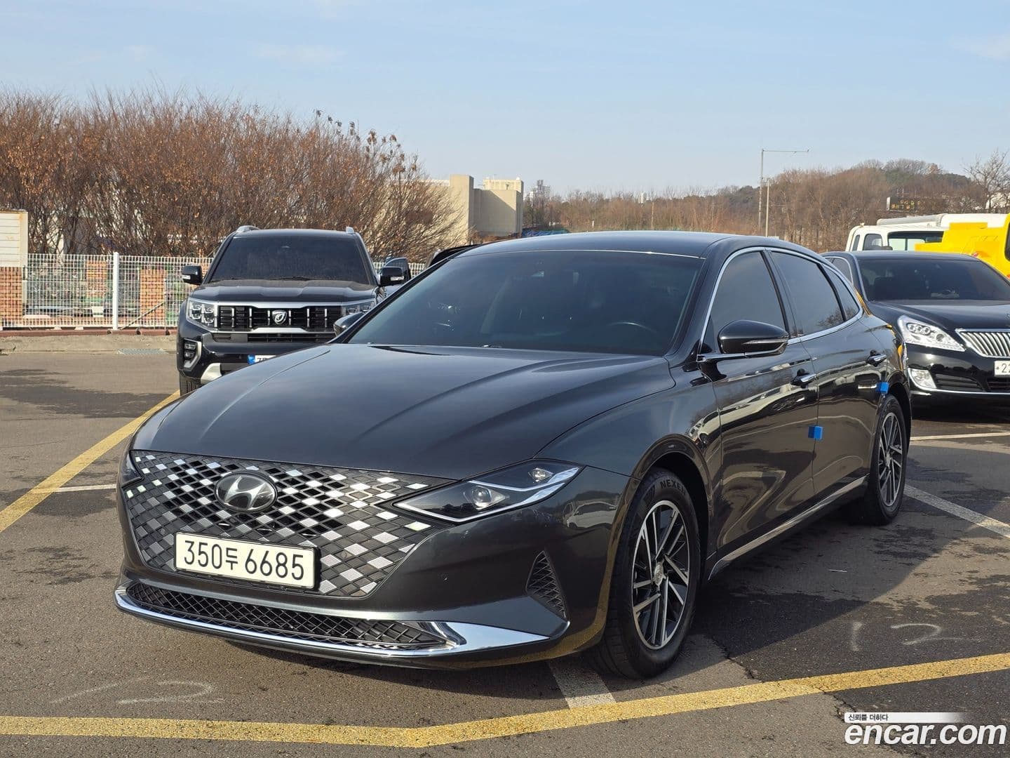 Main__Slider__Photo:Grandeur Hyundai 2021.4-0