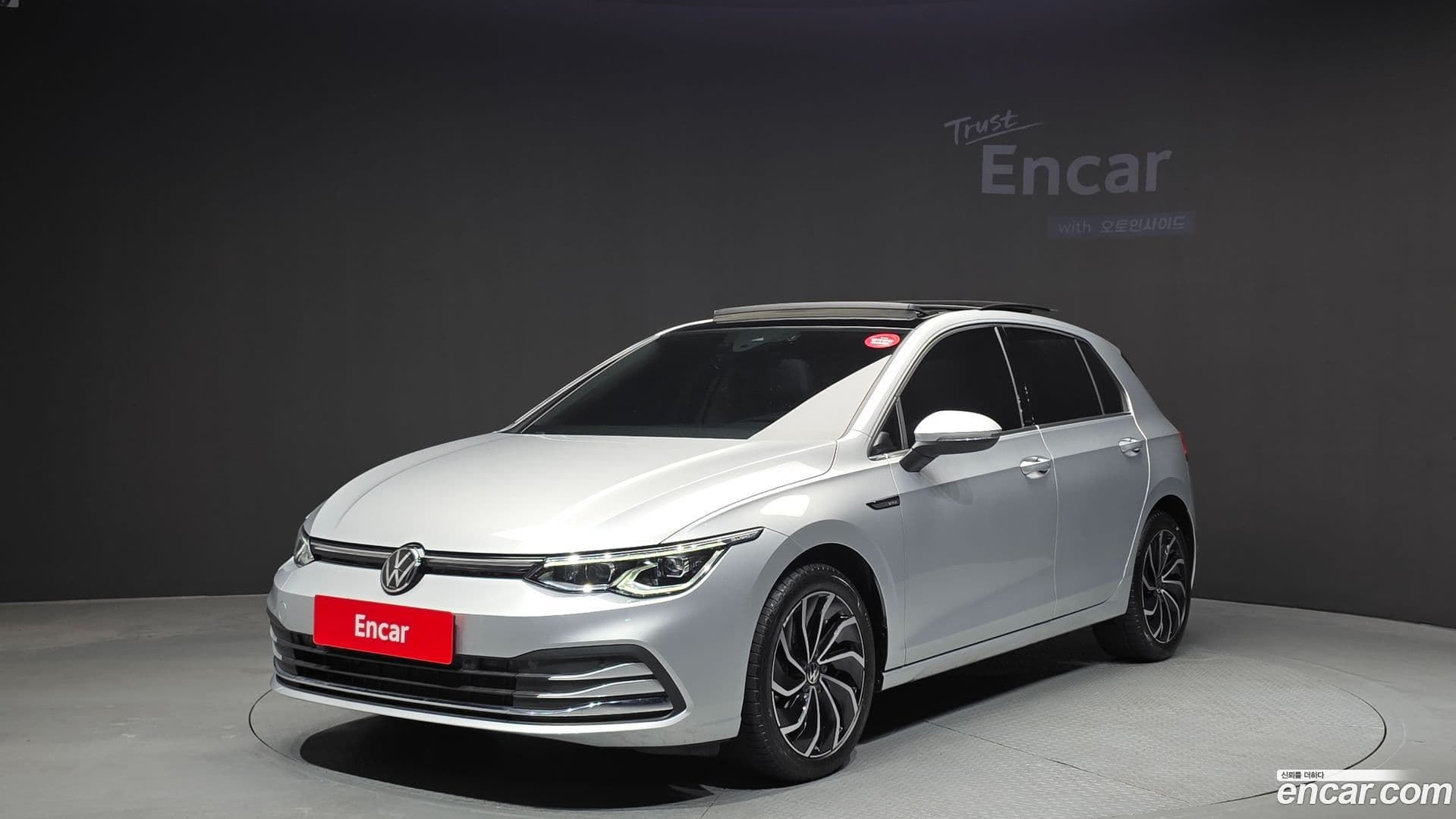 Main__Slider__Photo:Golf Volkswagen 2022.1-0