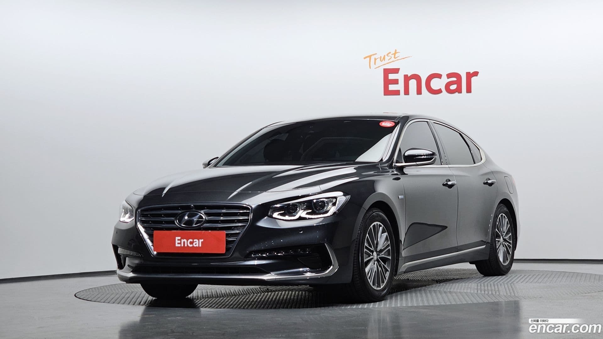 Main__Slider__Photo:Grandeur Hyundai 2019.11-0