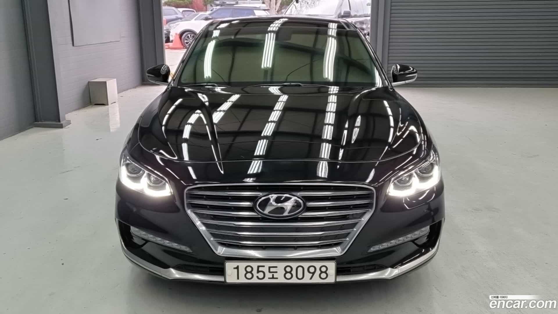 Grandeur Hyundai 2019.0-OUTER-001