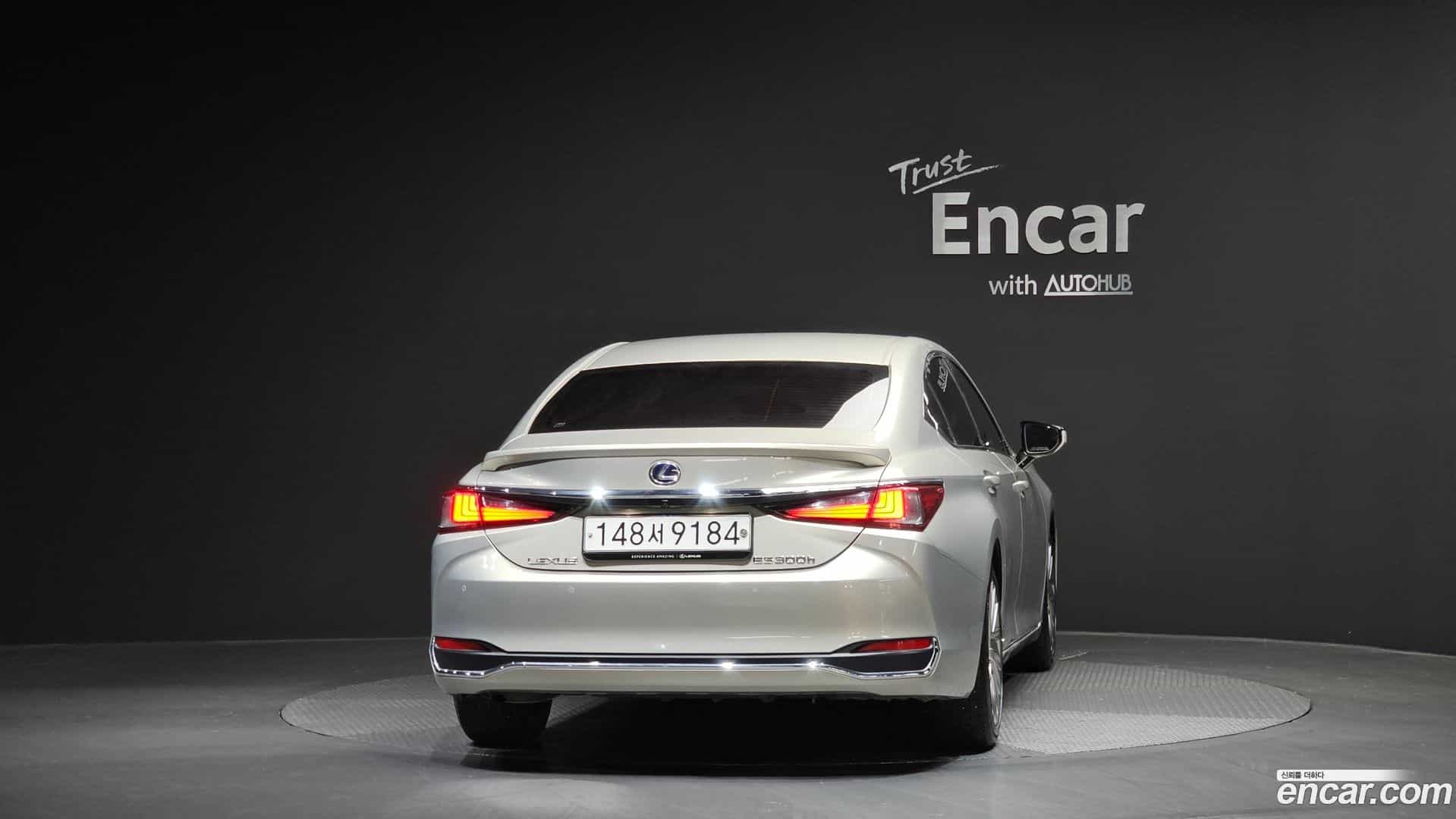 ES Lexus 2020.0-OUTER-004