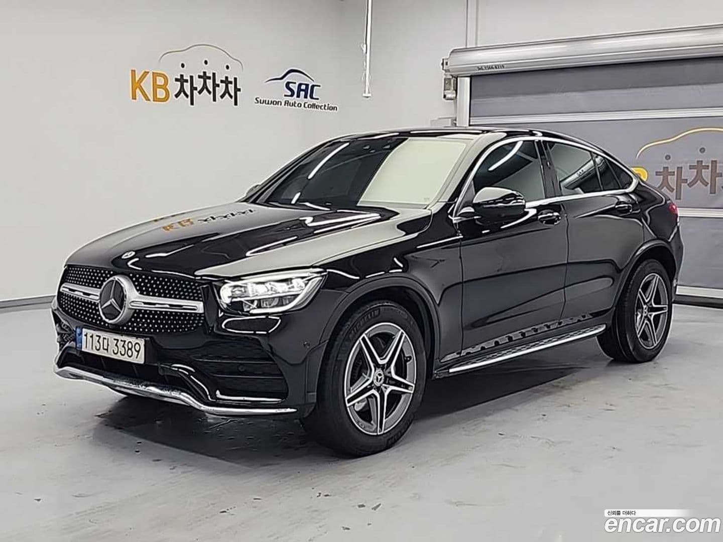 Main__Slider__Photo:GLC-Class Mercedes-Benz 2022.0-0