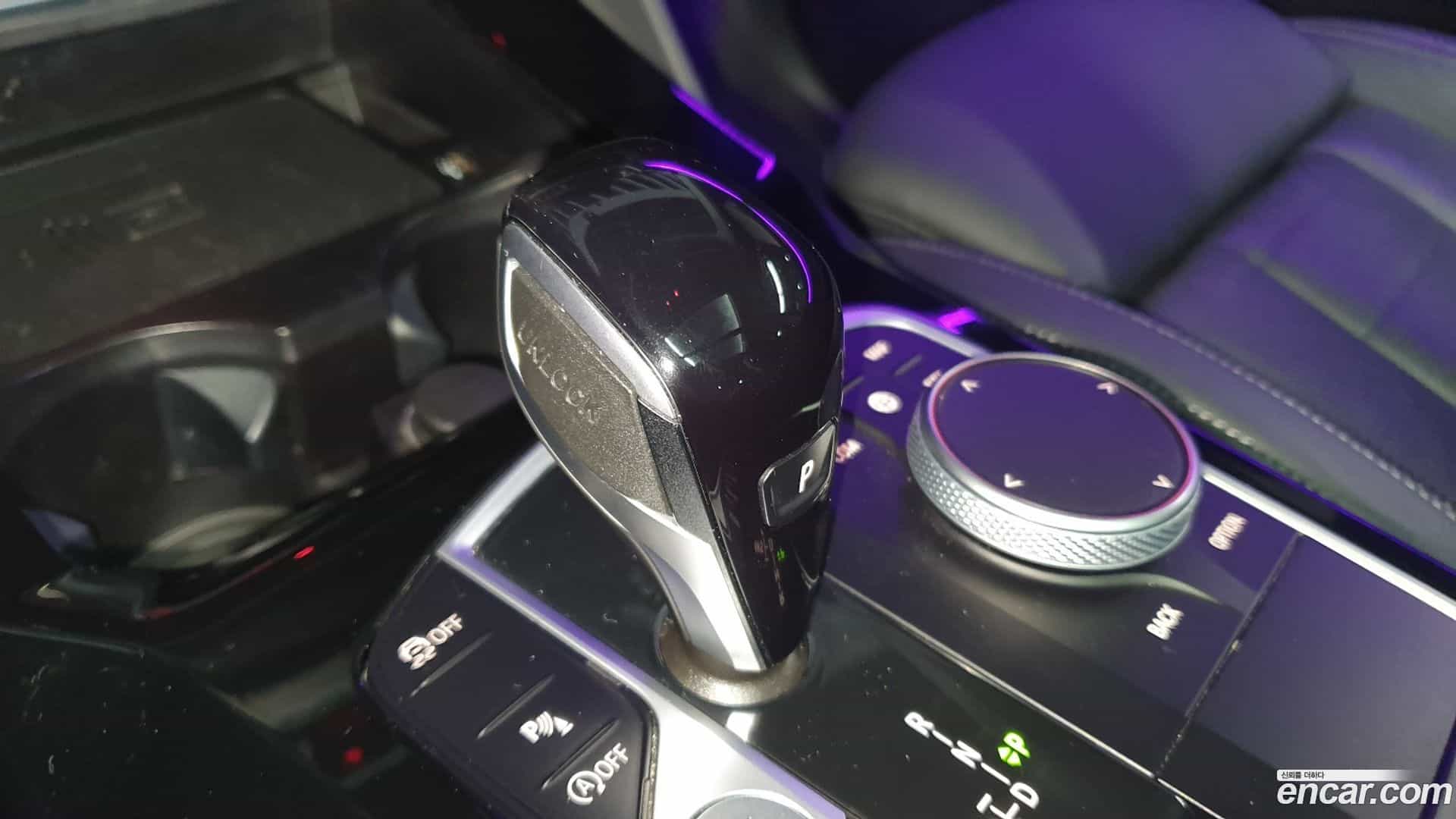 X4 BMW 2023.1-INNER-009