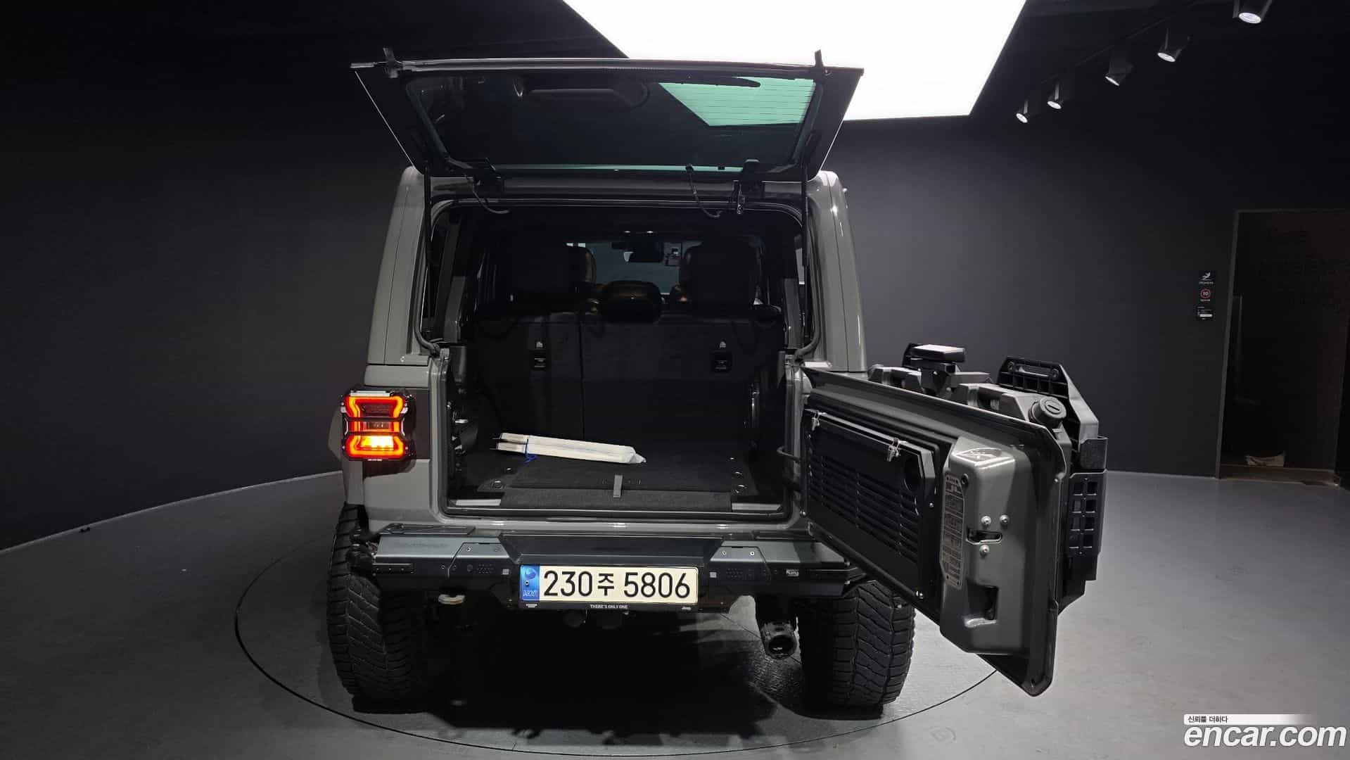 Wrangler Jeep 2022.11-OPTION-024