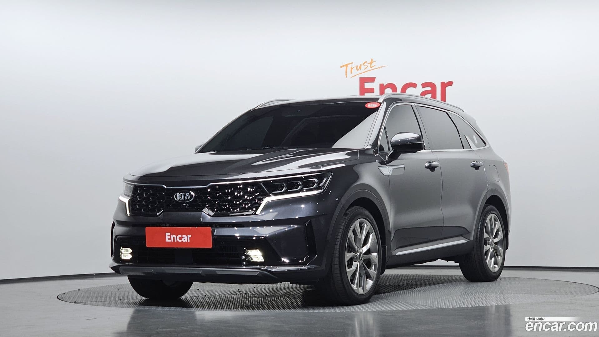 Main__Slider__Photo:Sorento Kia 2020.8-0