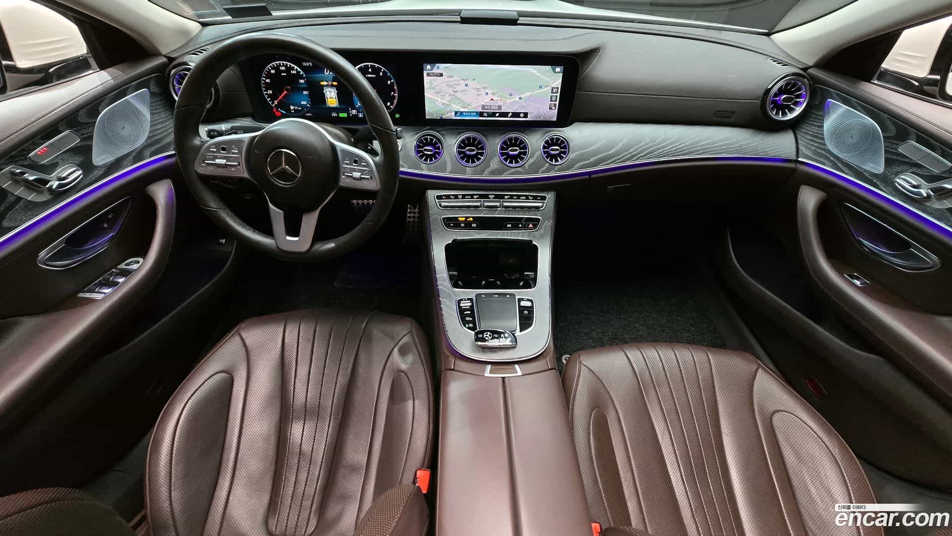 CLS-Class Mercedes-Benz 2020.10-INNER-007