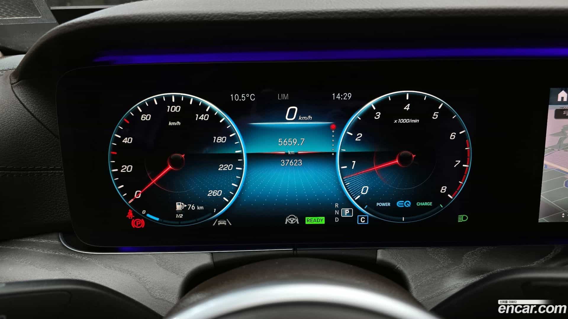 CLS-Class Mercedes-Benz 2020.10-INNER-008