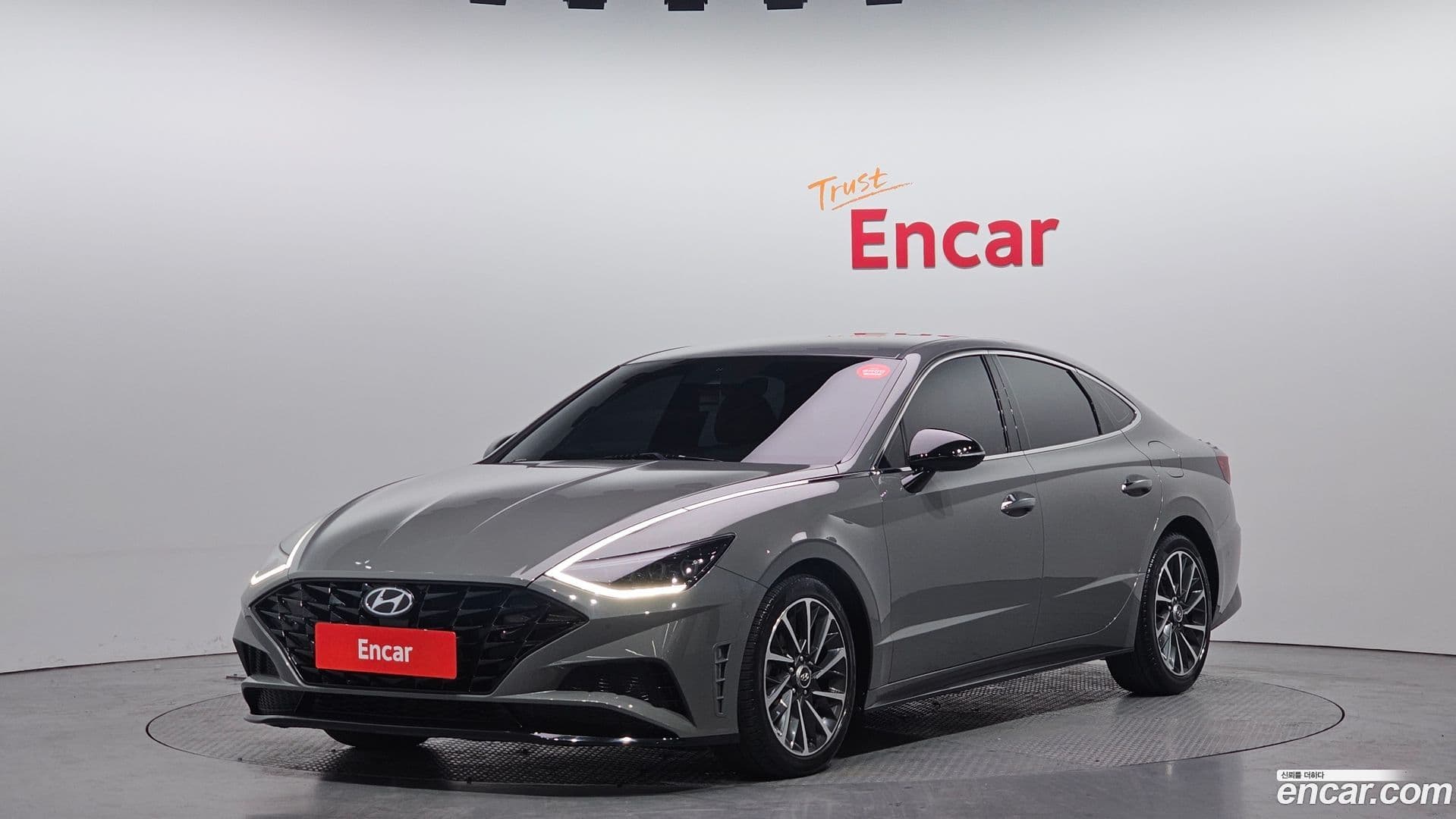 Main__Slider__Photo:Sonata Hyundai 2020.5-0