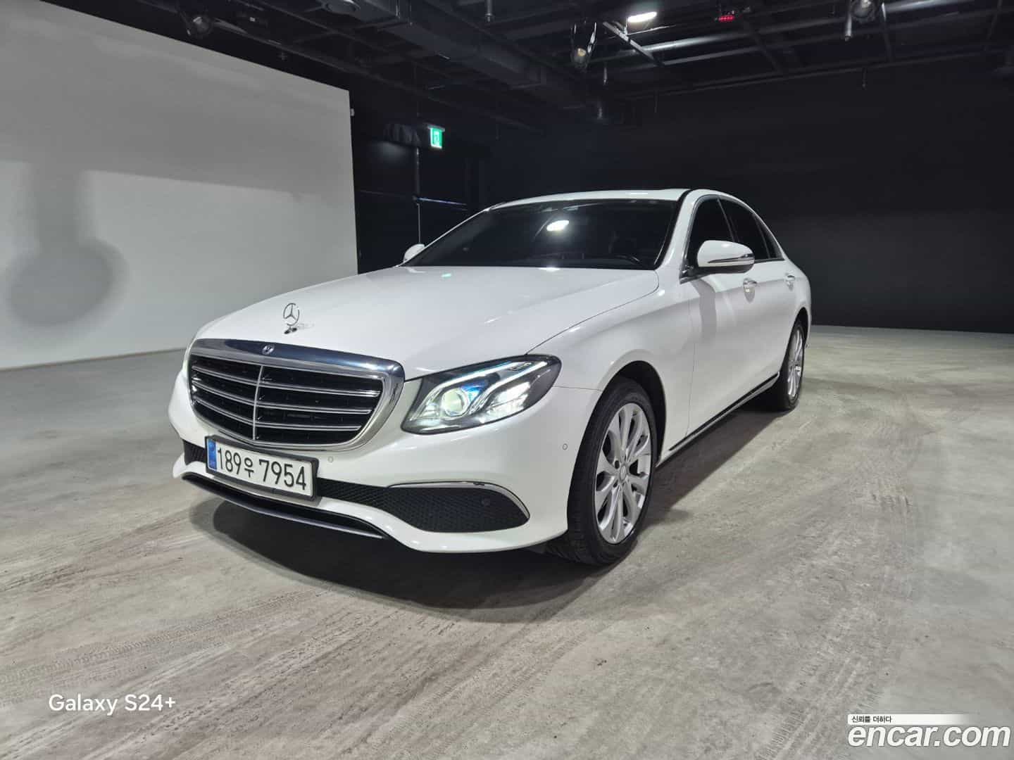 E-Class Mercedes-Benz 2017.2-OUTER-002